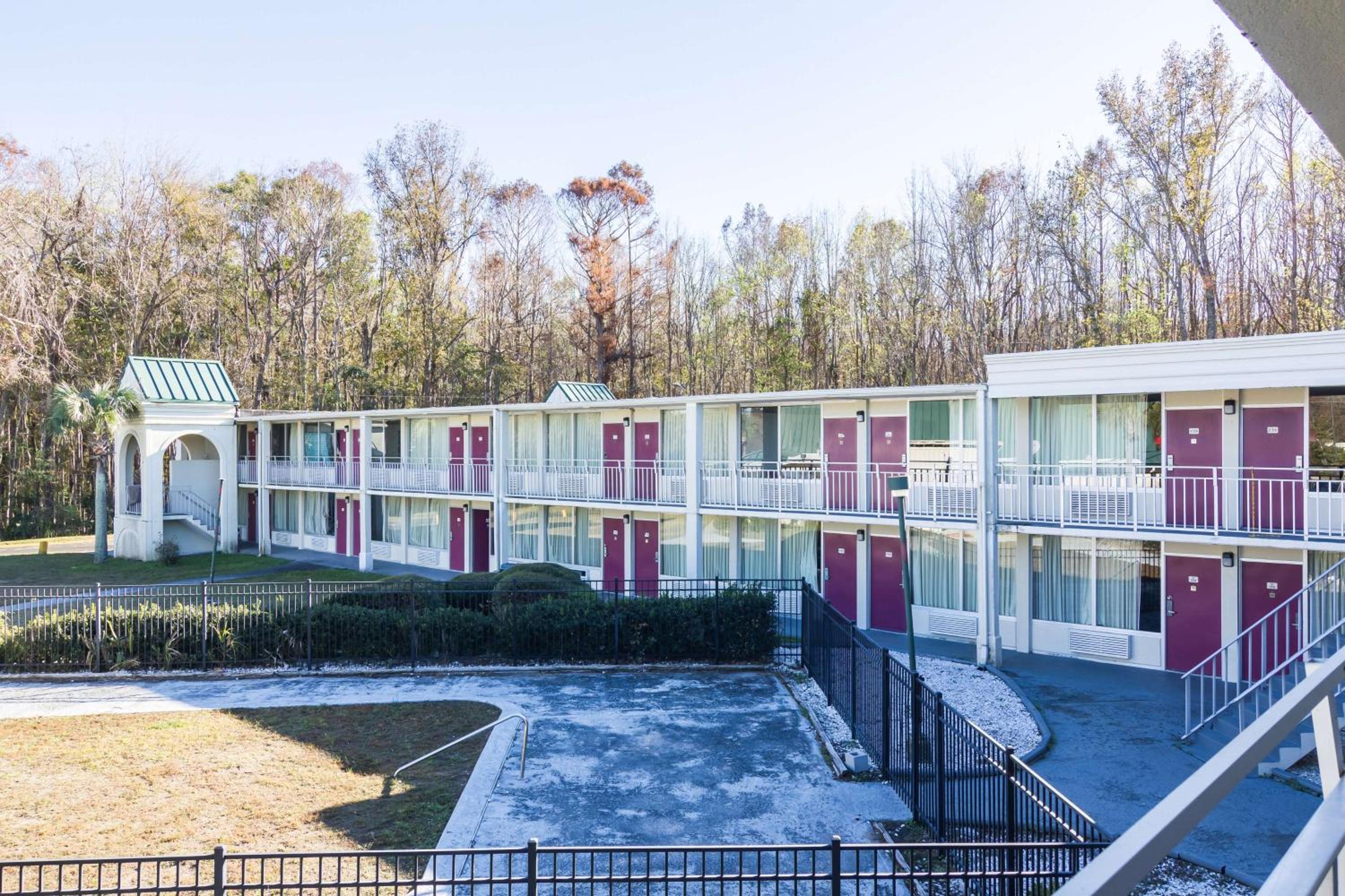 Motel 6-Townsend, GA