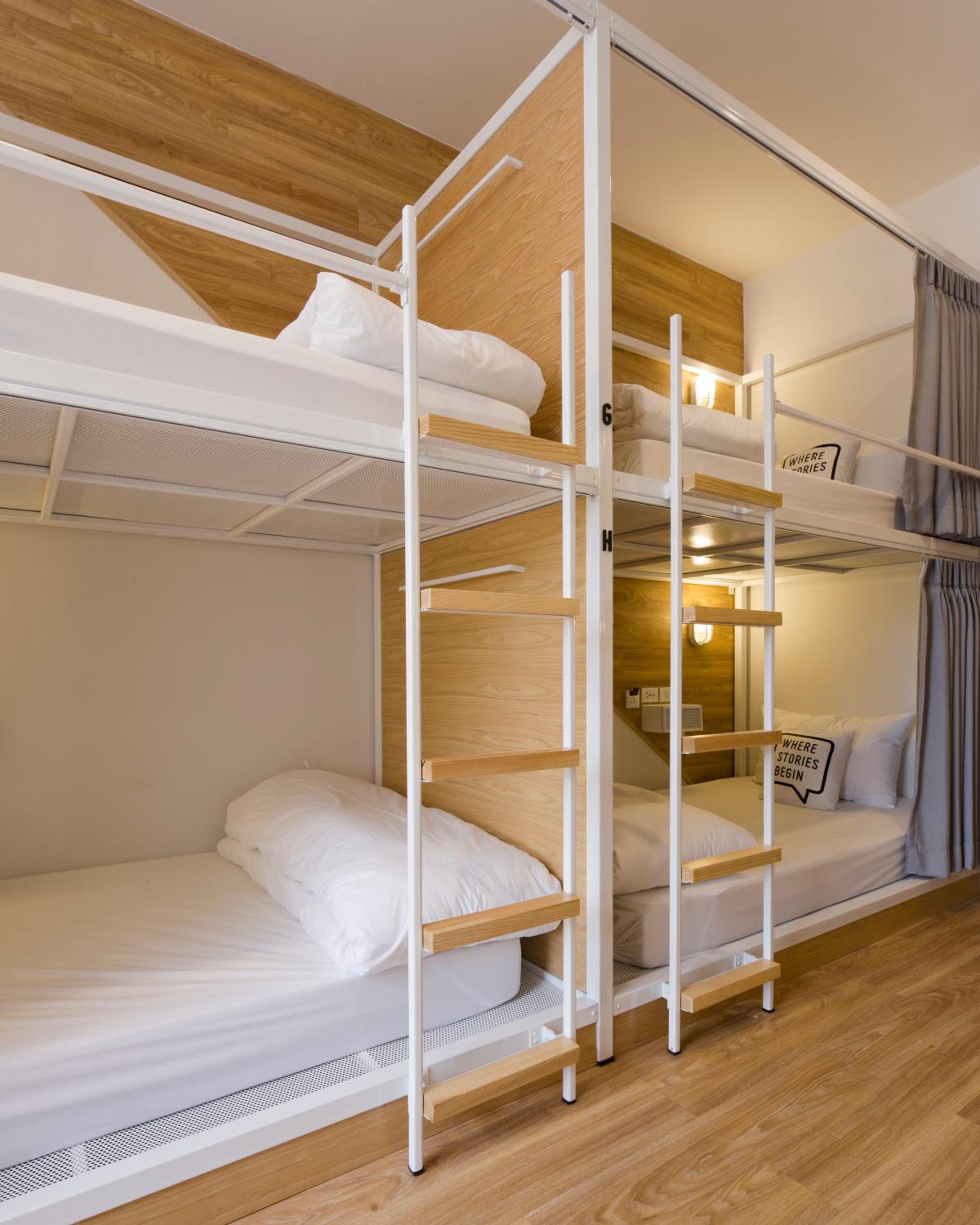Bed One Block Hostel
