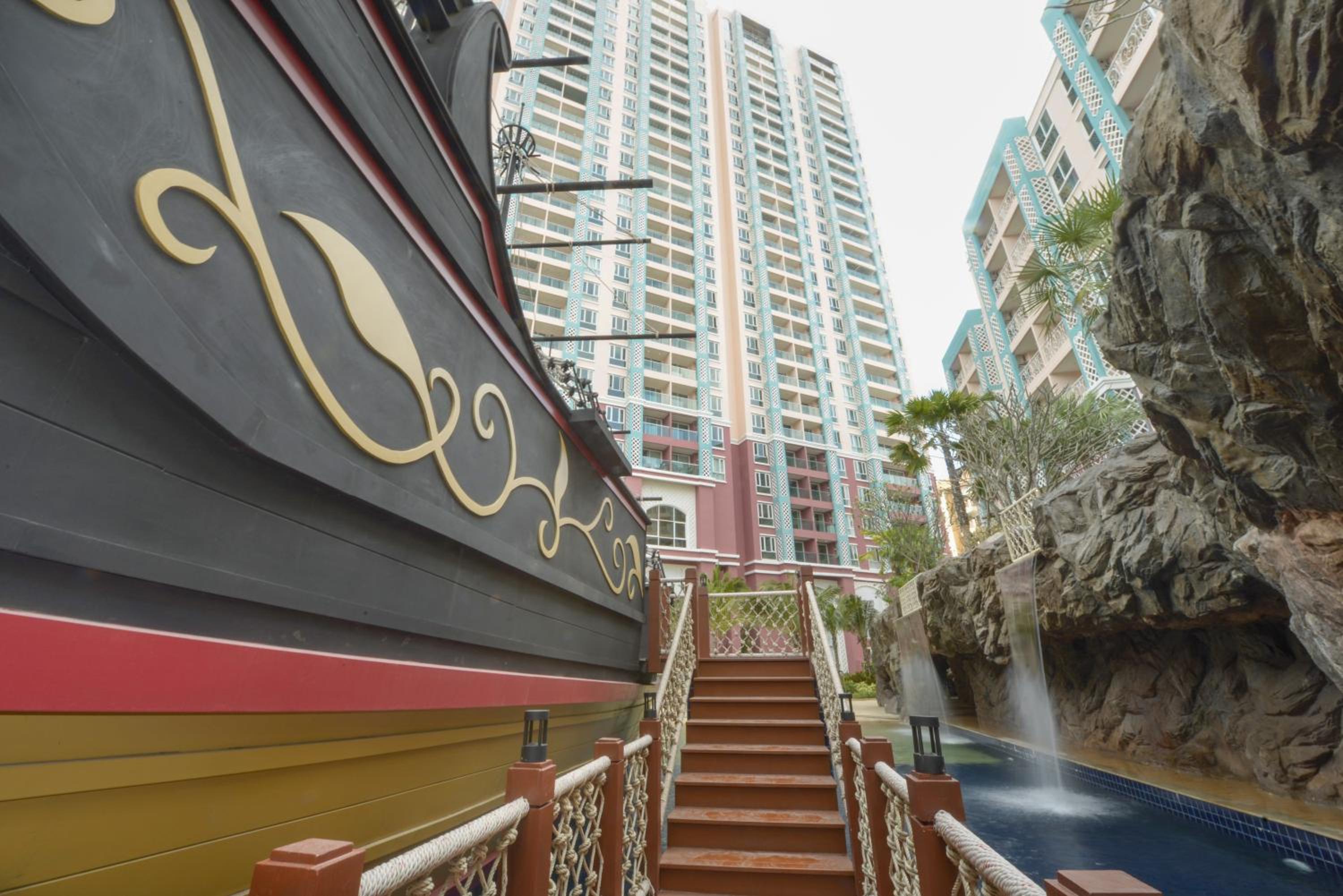 Caribbean Hotel Resort Pattaya
