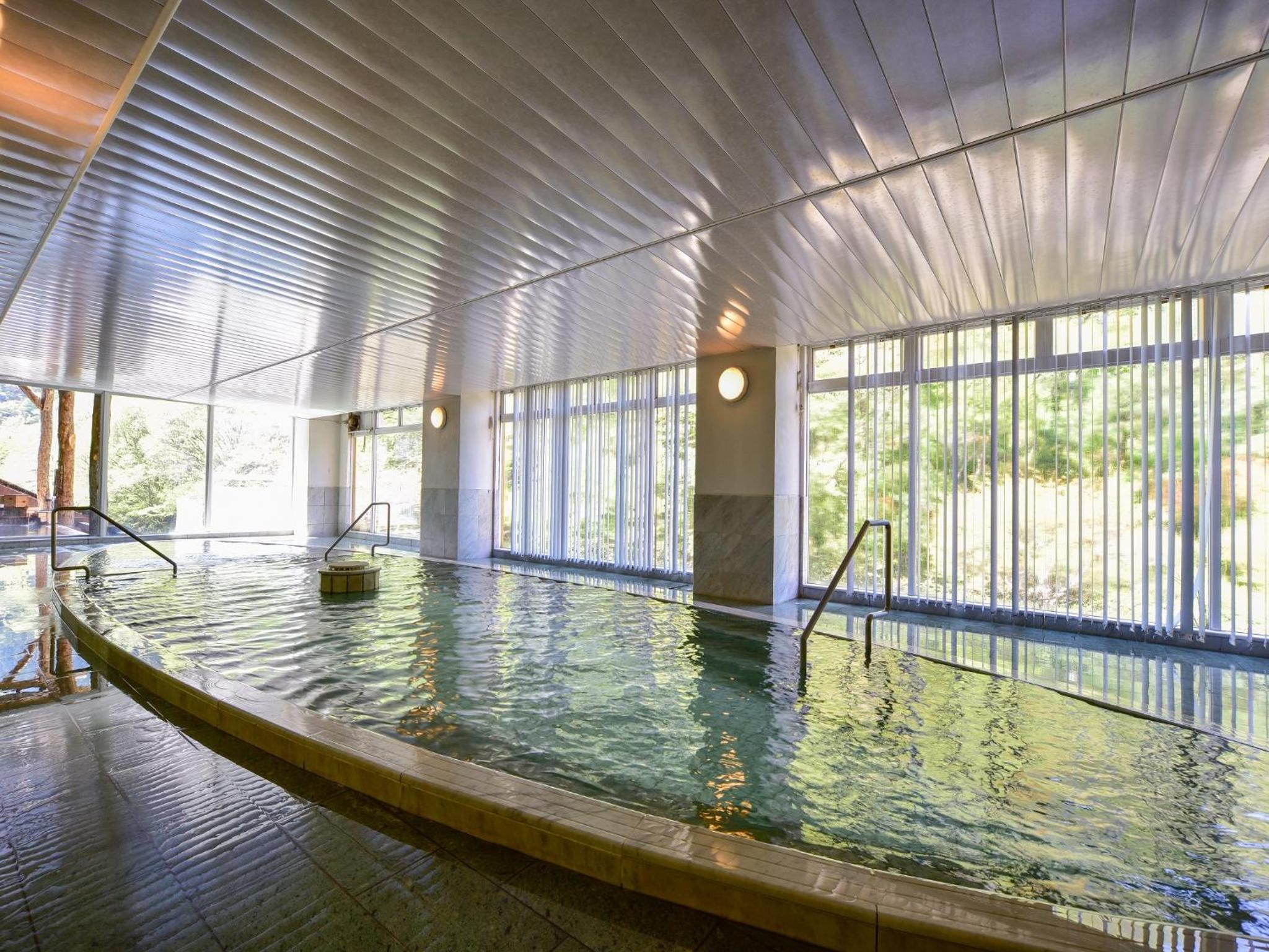 Yuze Hotel