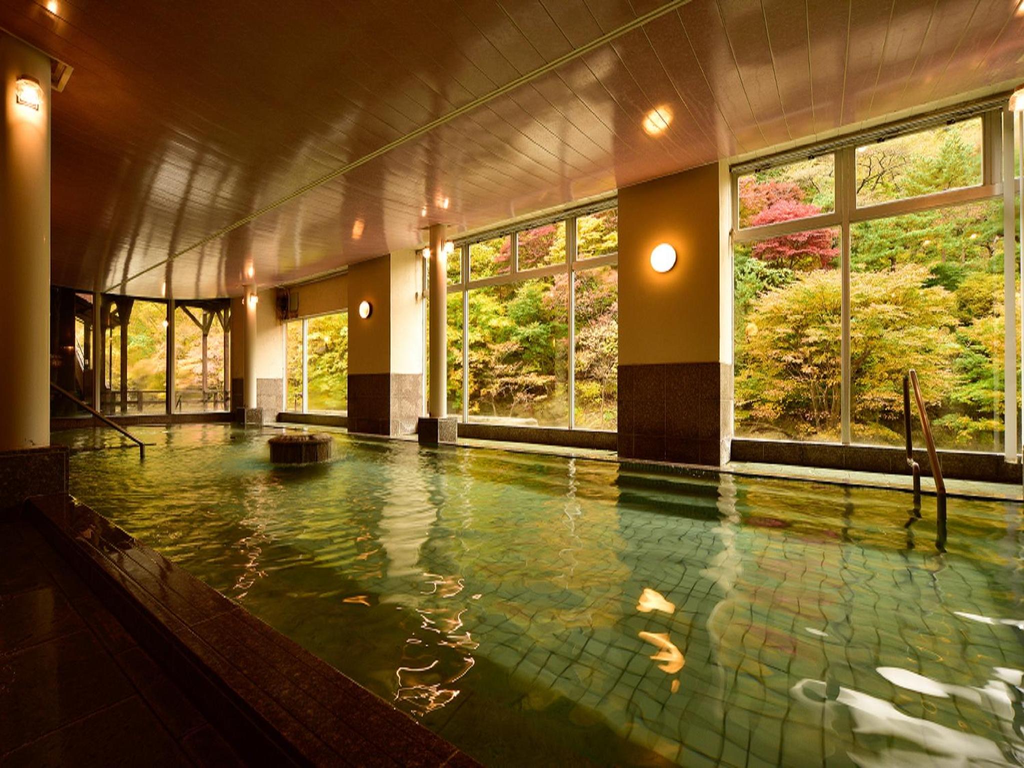 Yuze Hotel