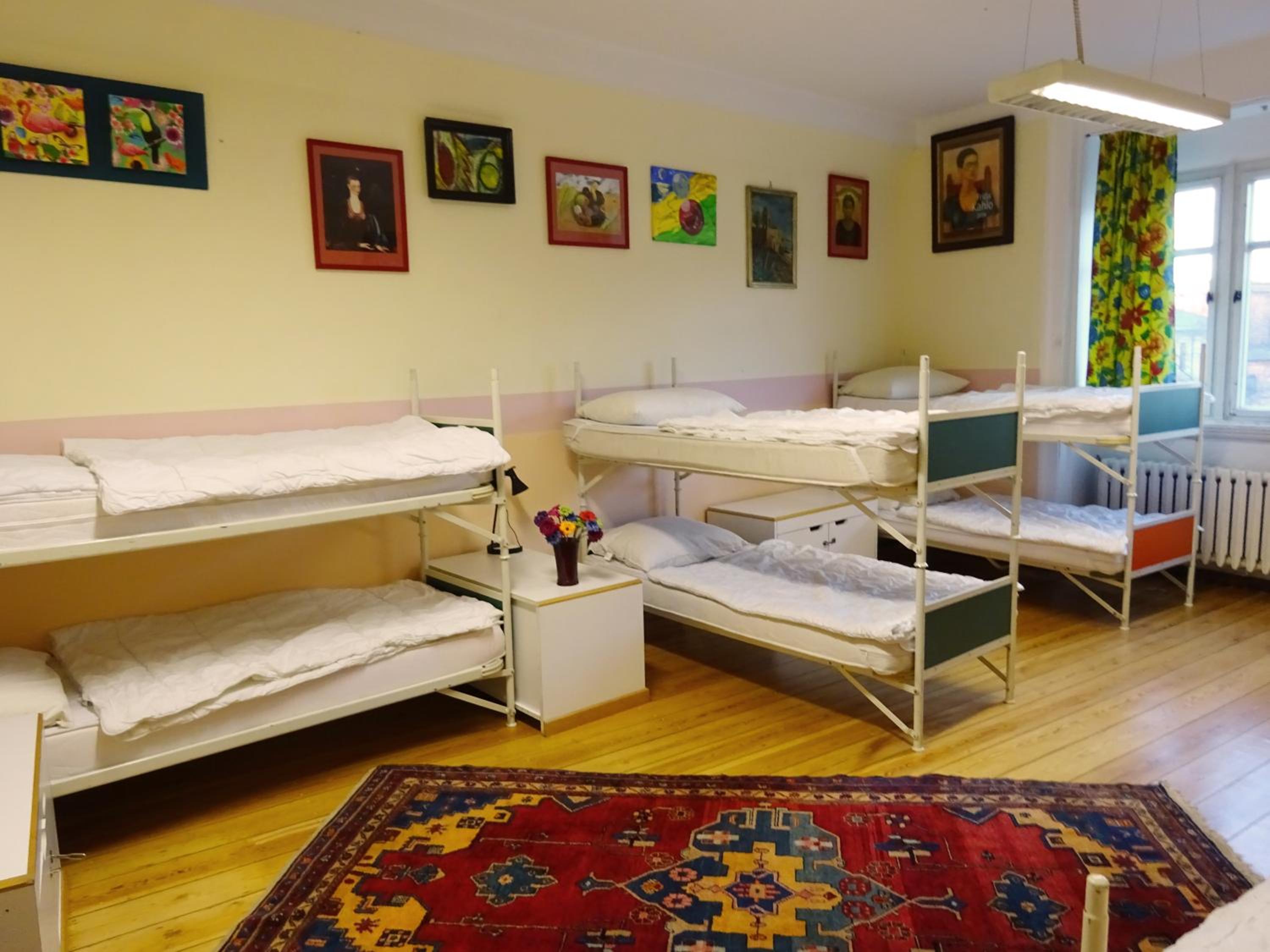 Hummel Hostel - Historische Stadtvilla mit Garten