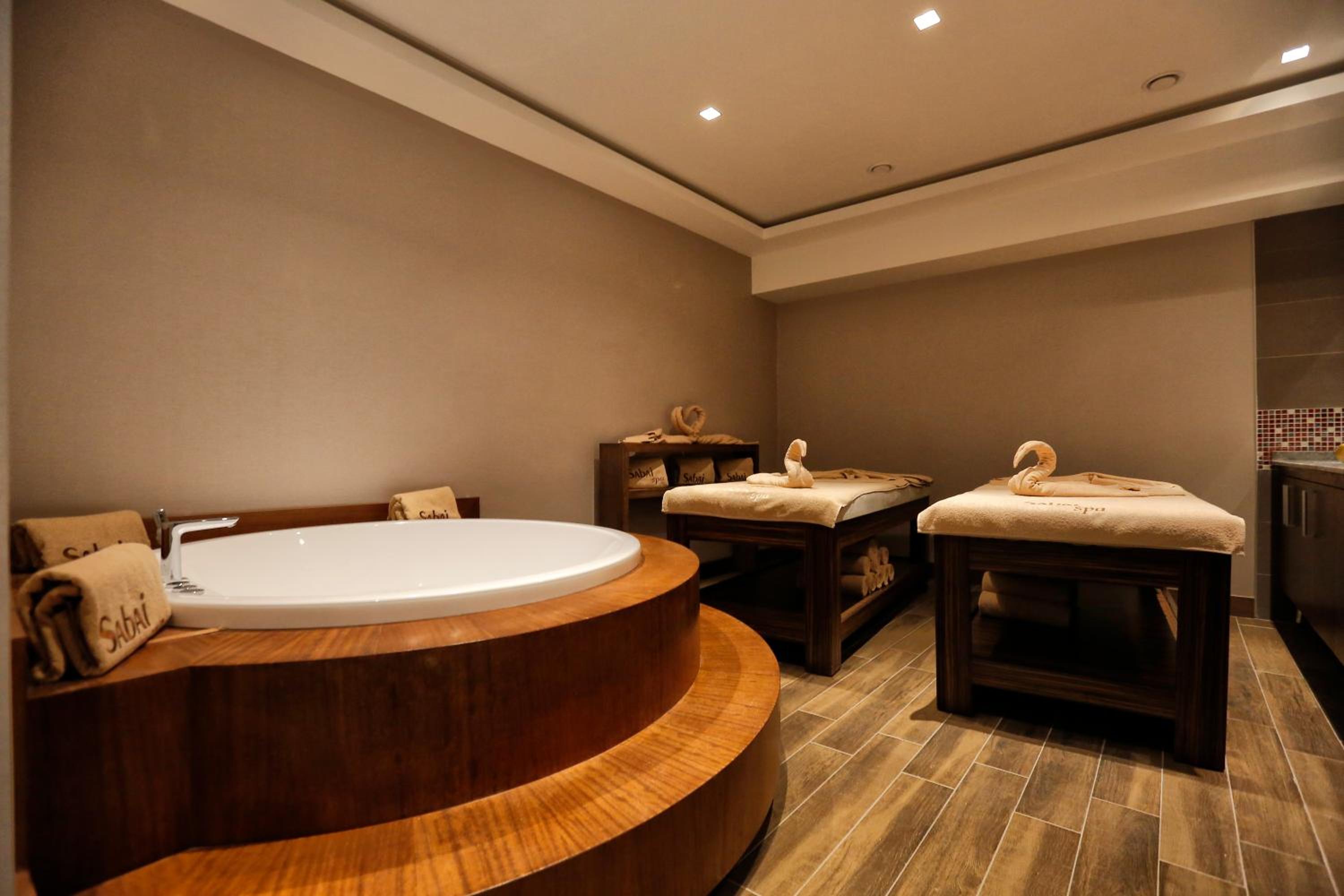 Best Western Premier Karsiyaka Convention & Spa Hotel - Image 15