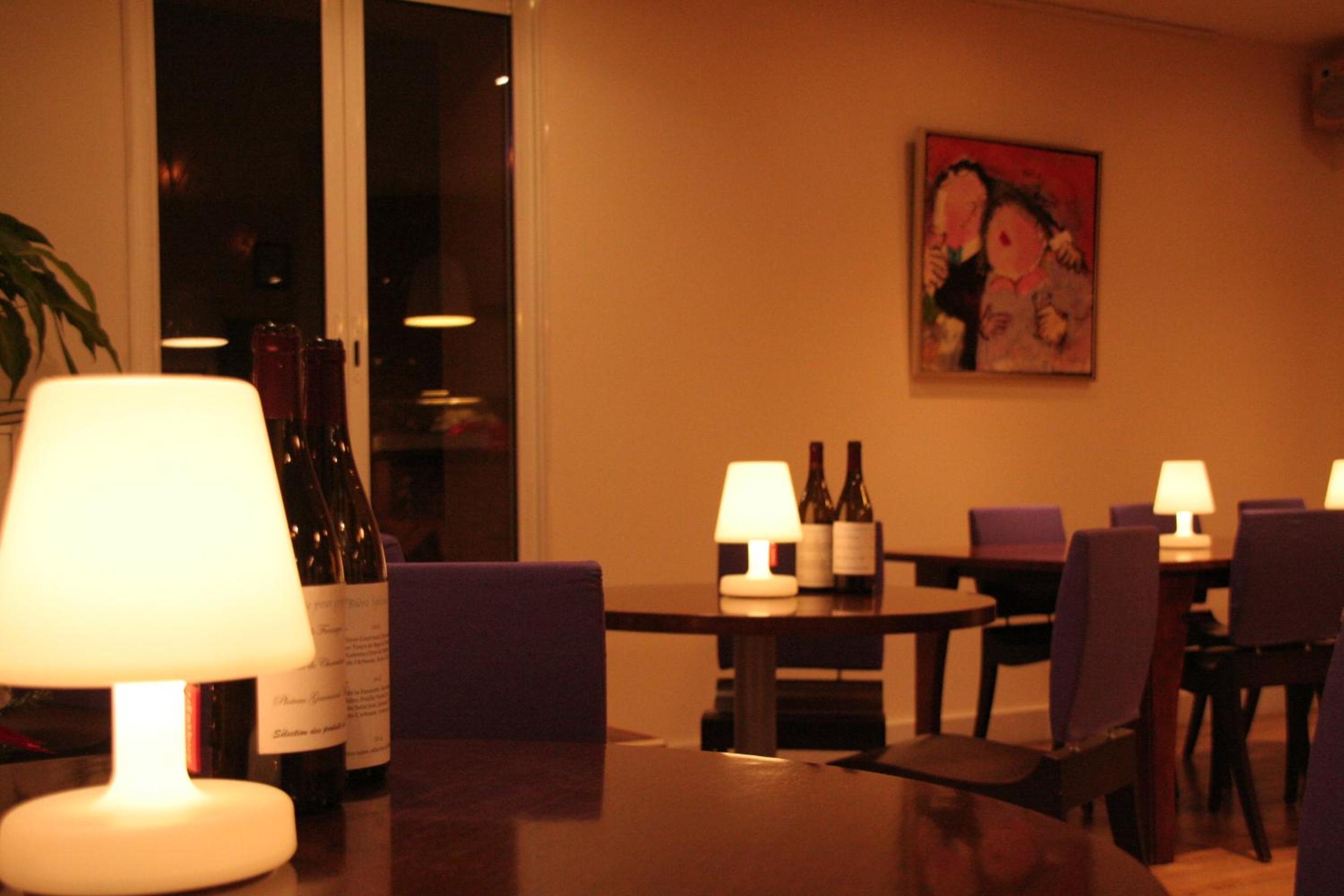restaurant