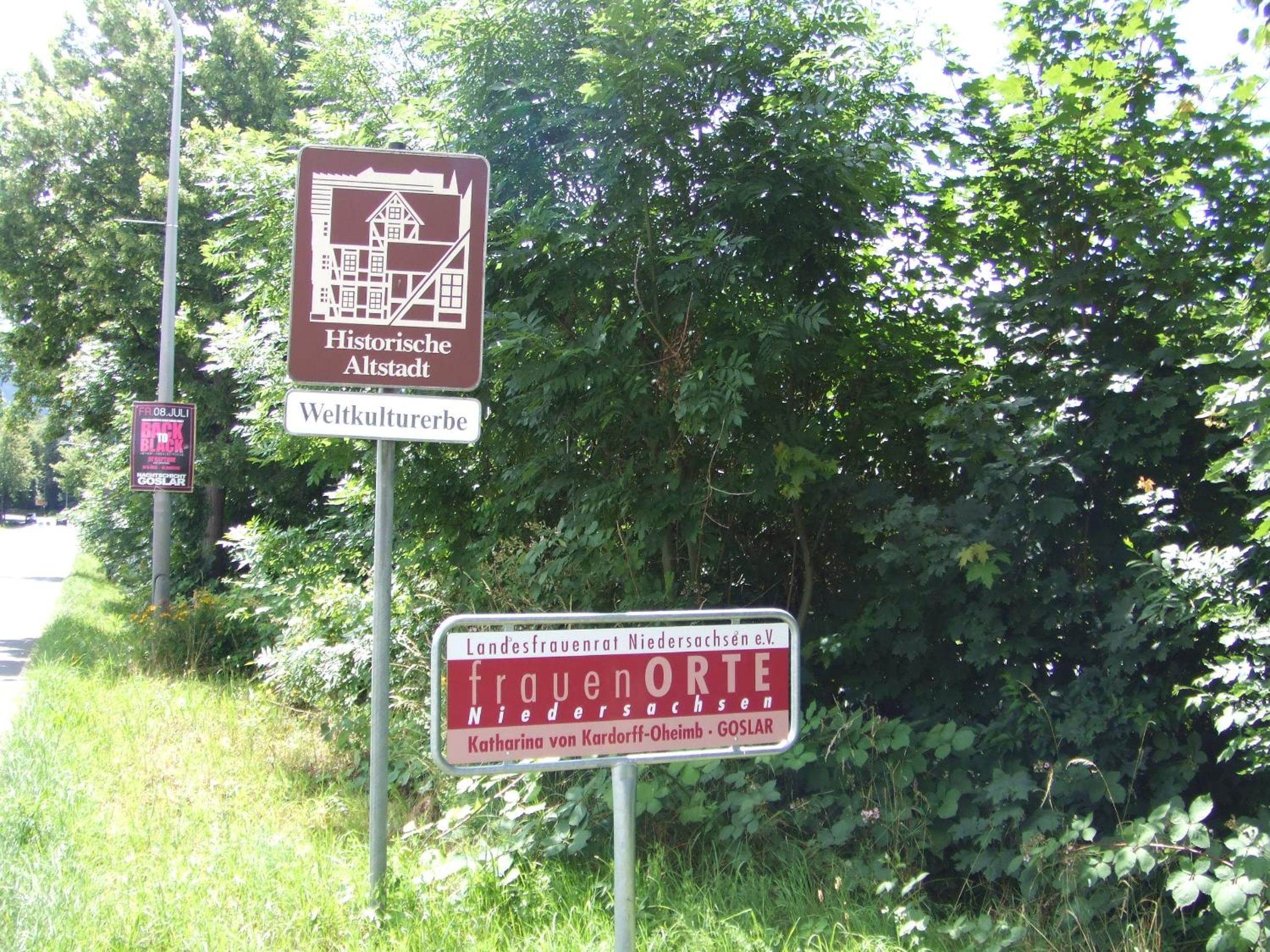 Frauenpension Arleta - Women only
