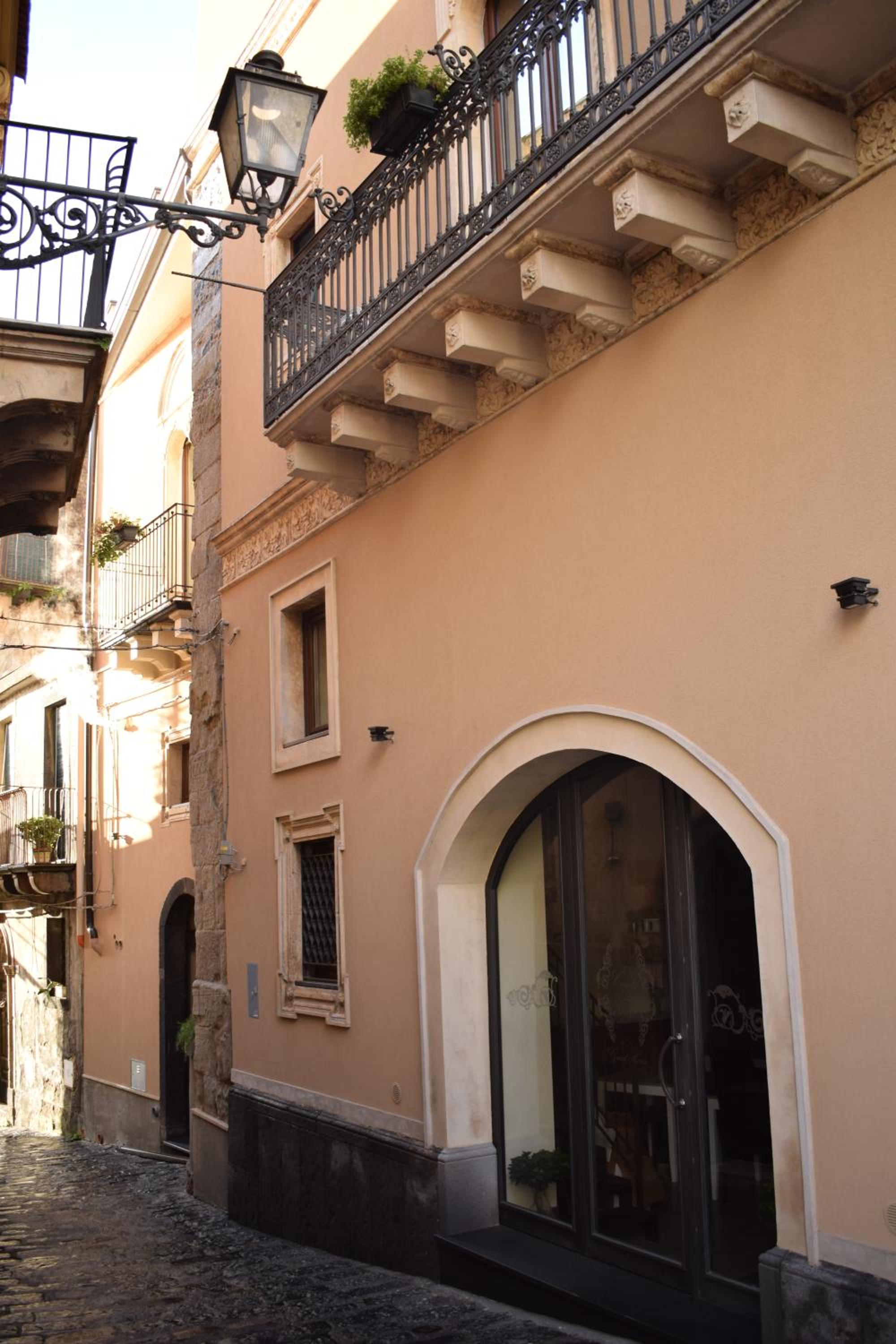 Cento Tari' Guest House