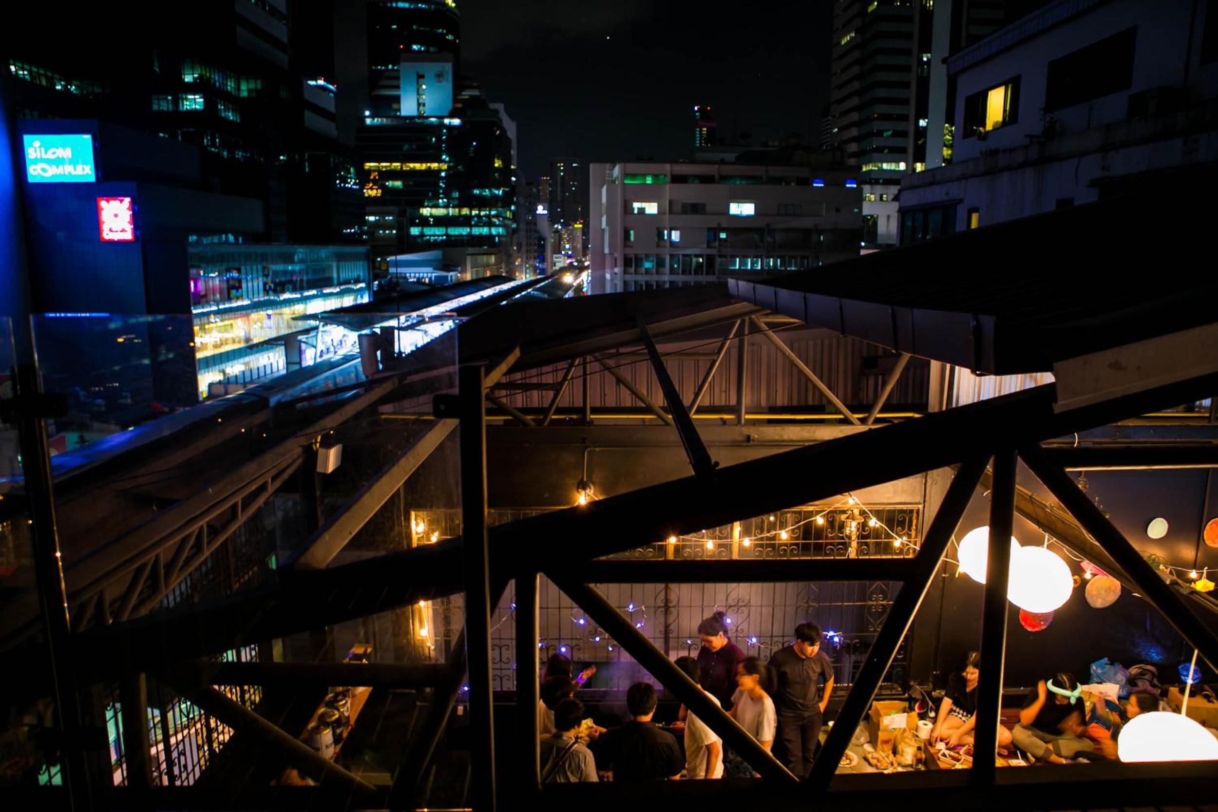 Silom Space Hostel