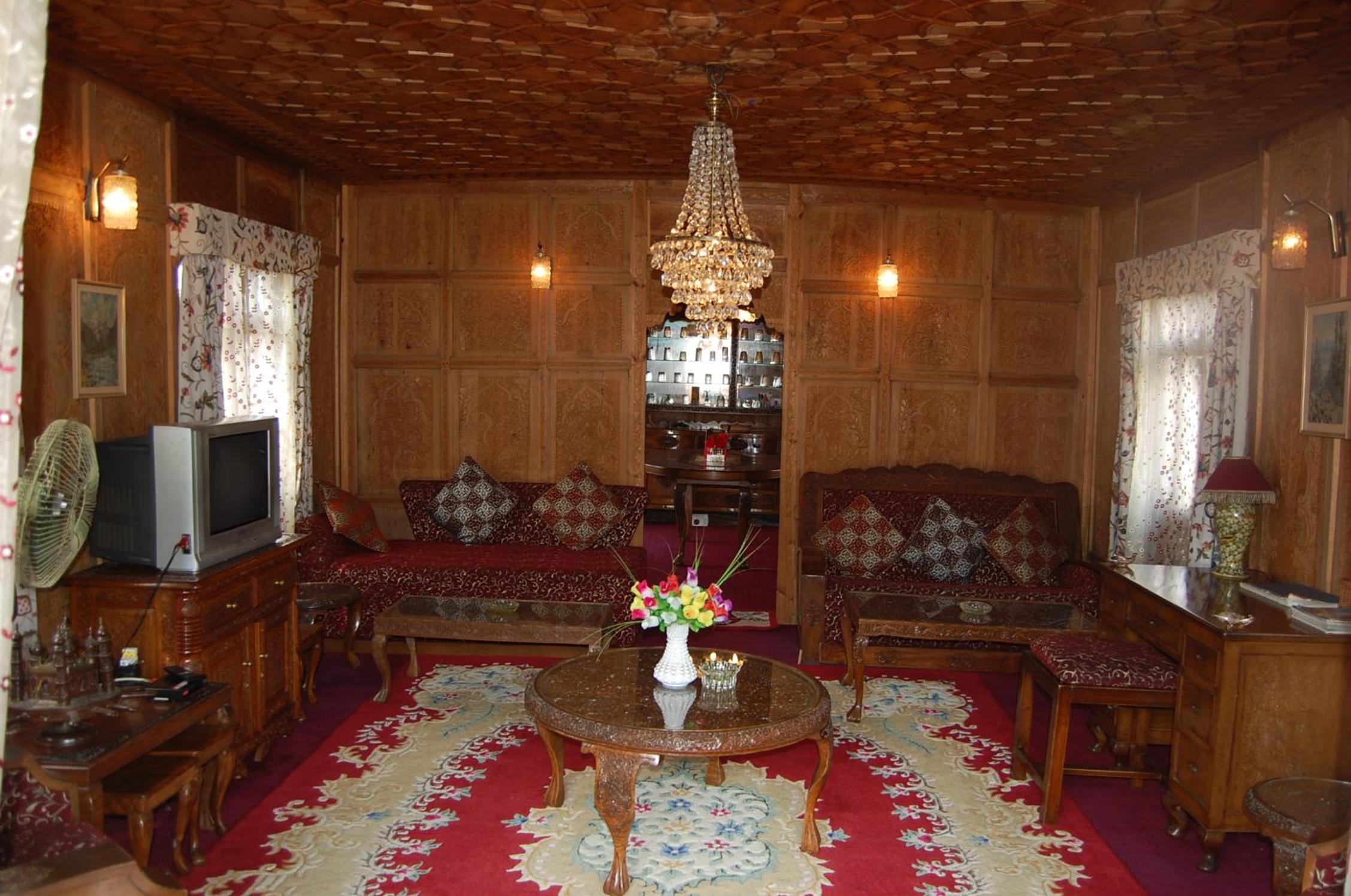 Photo 9