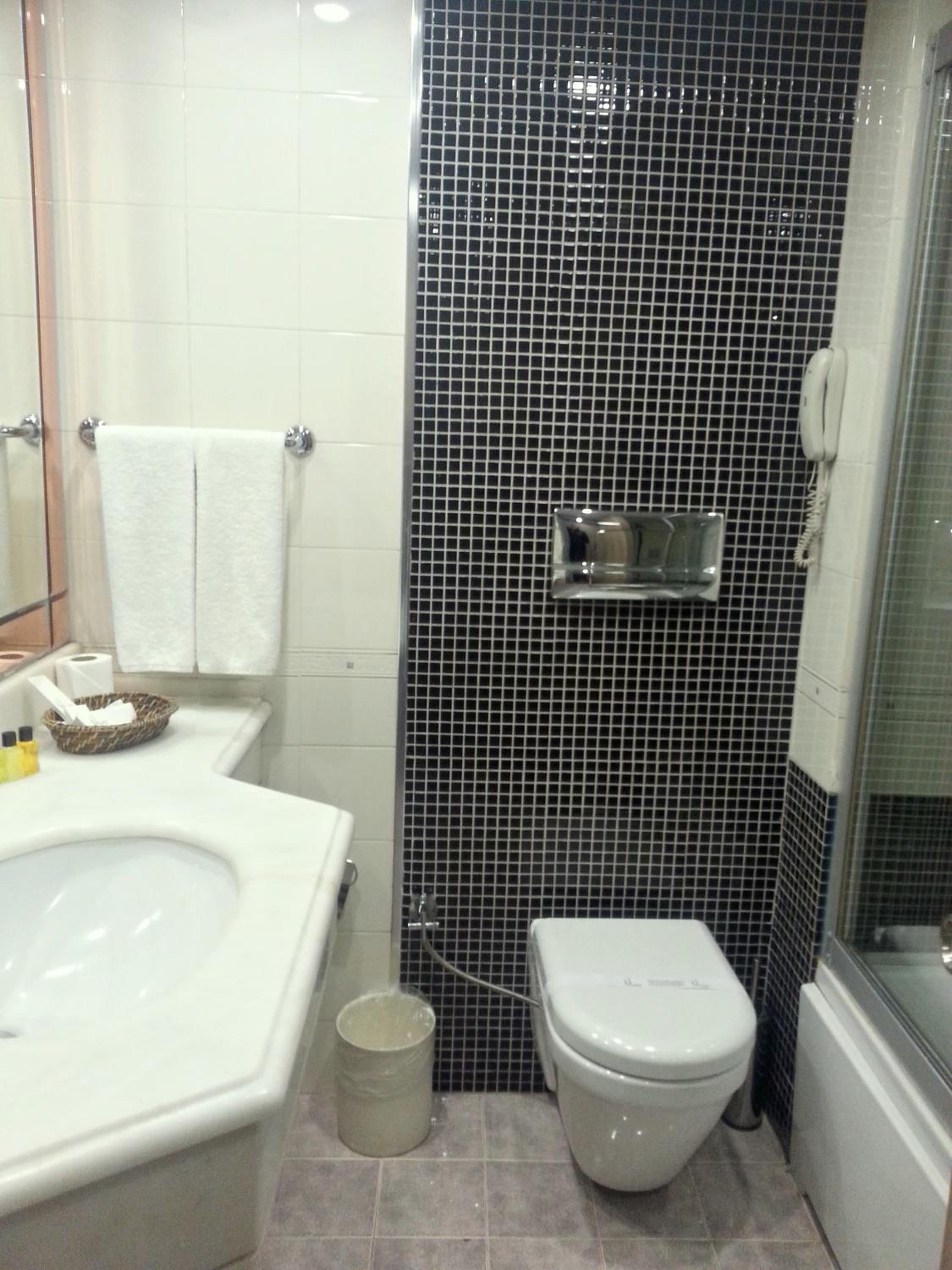 Hotel Marla becomes Marla Otel. - Image 44