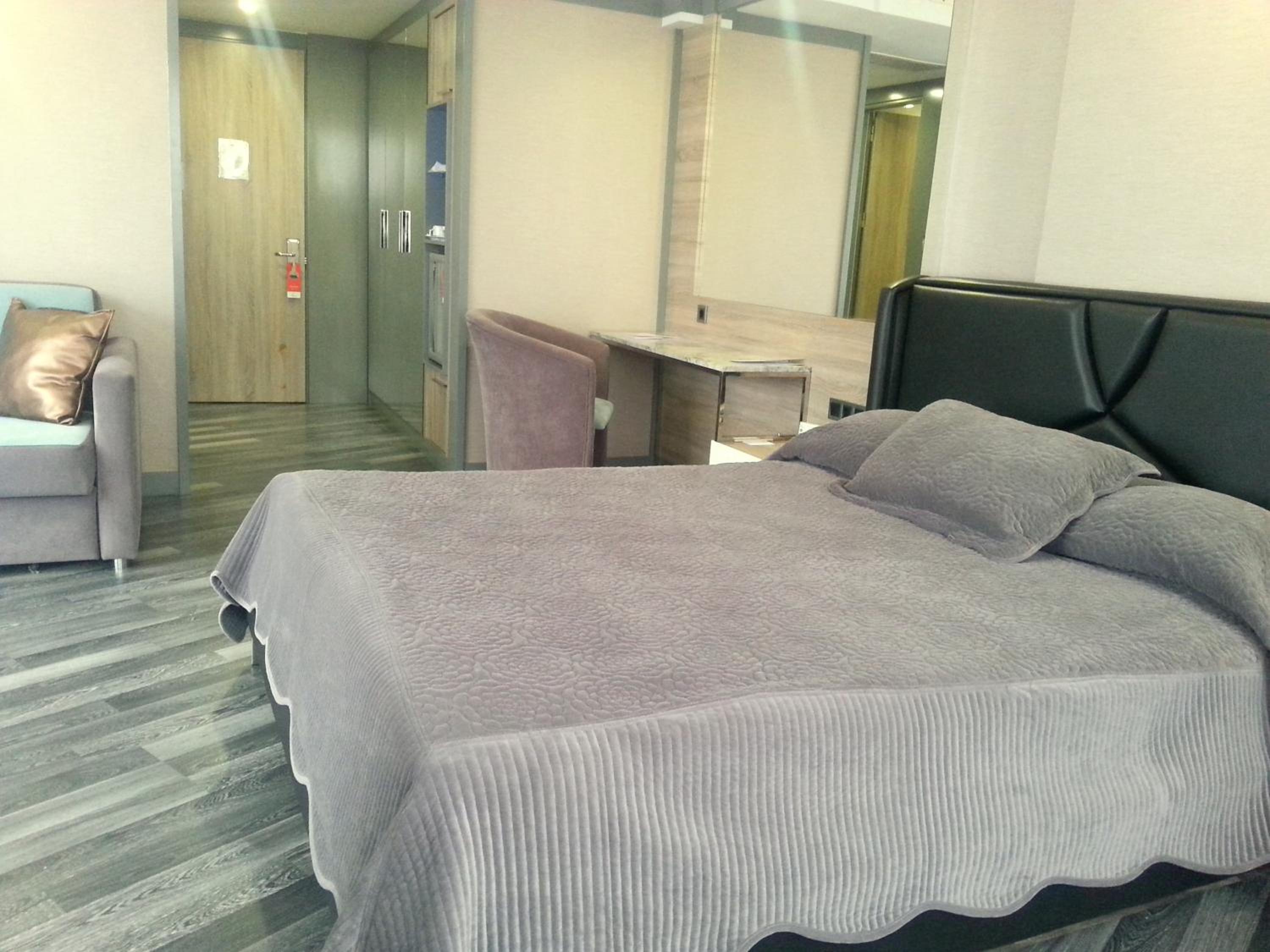 Hotel Marla becomes Marla Otel. - Image 46