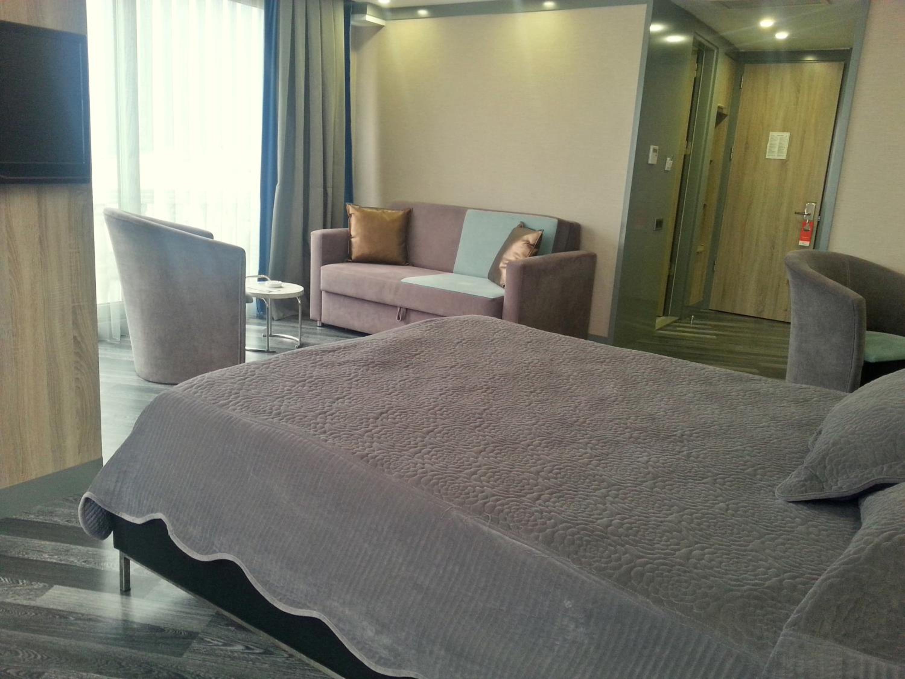 Hotel Marla becomes Marla Otel. - Image 74