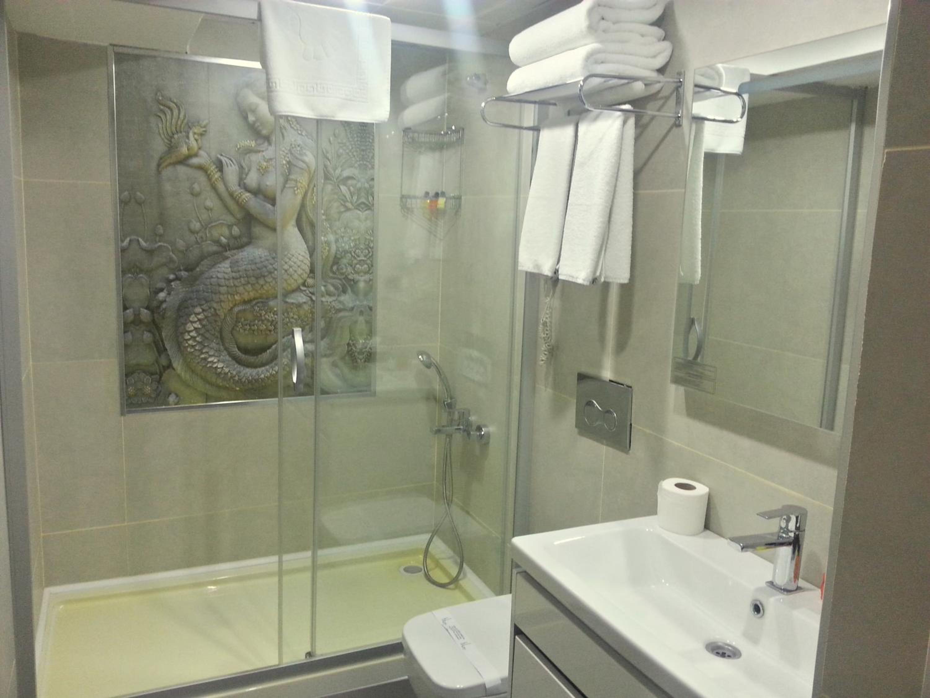 Hotel Marla becomes Marla Otel. - Image 81