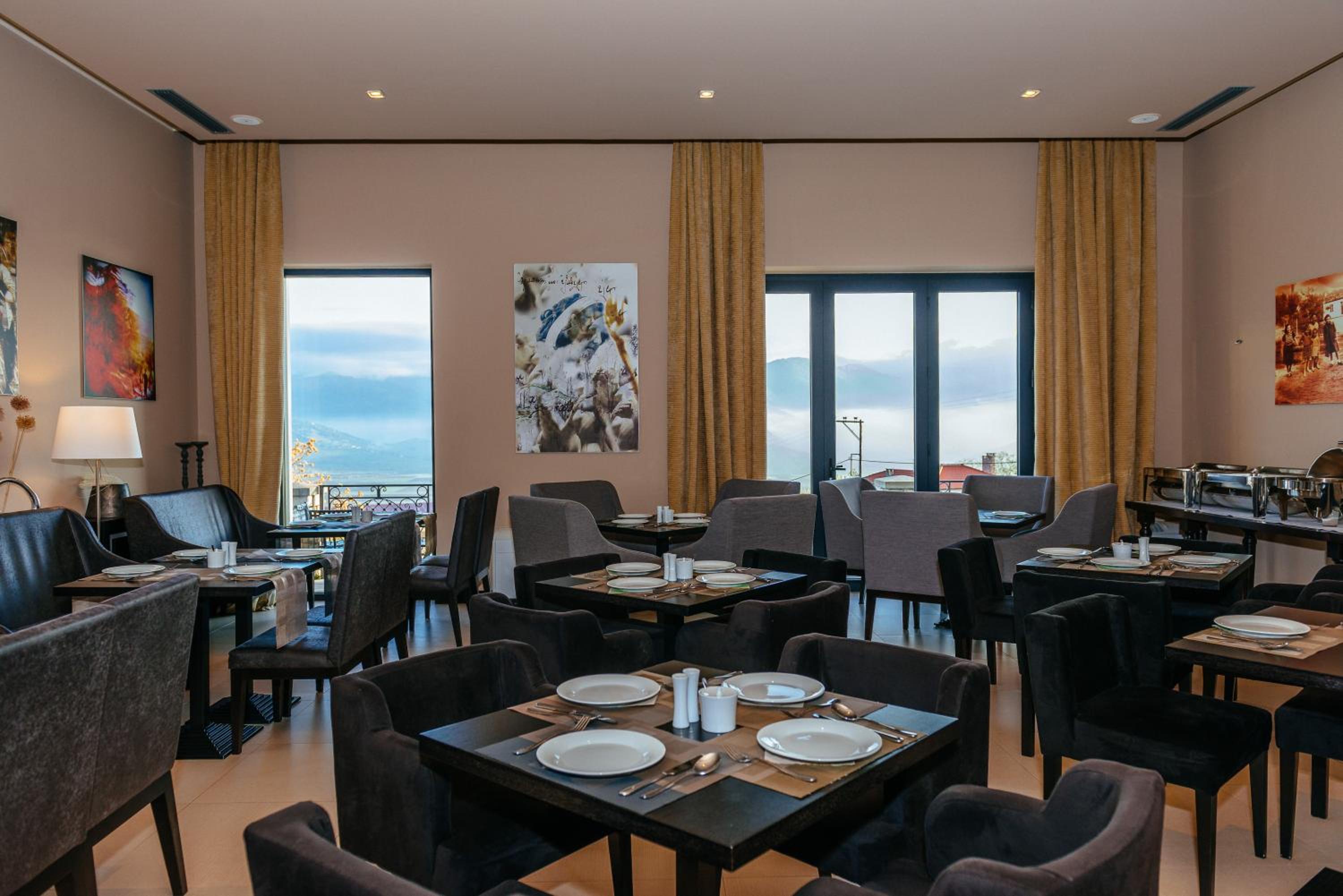 Levidi Suites