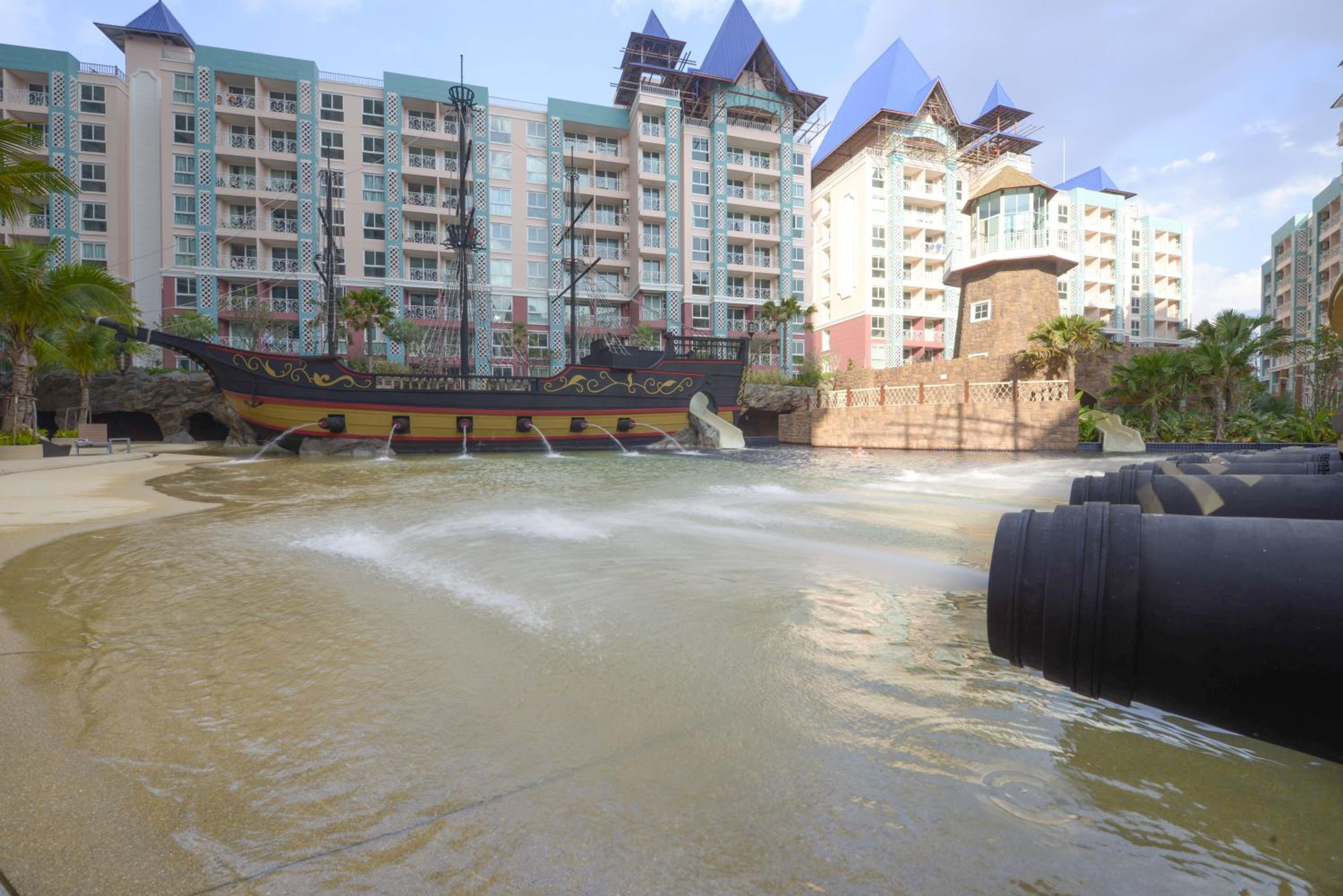 Caribbean Hotel Resort Pattaya