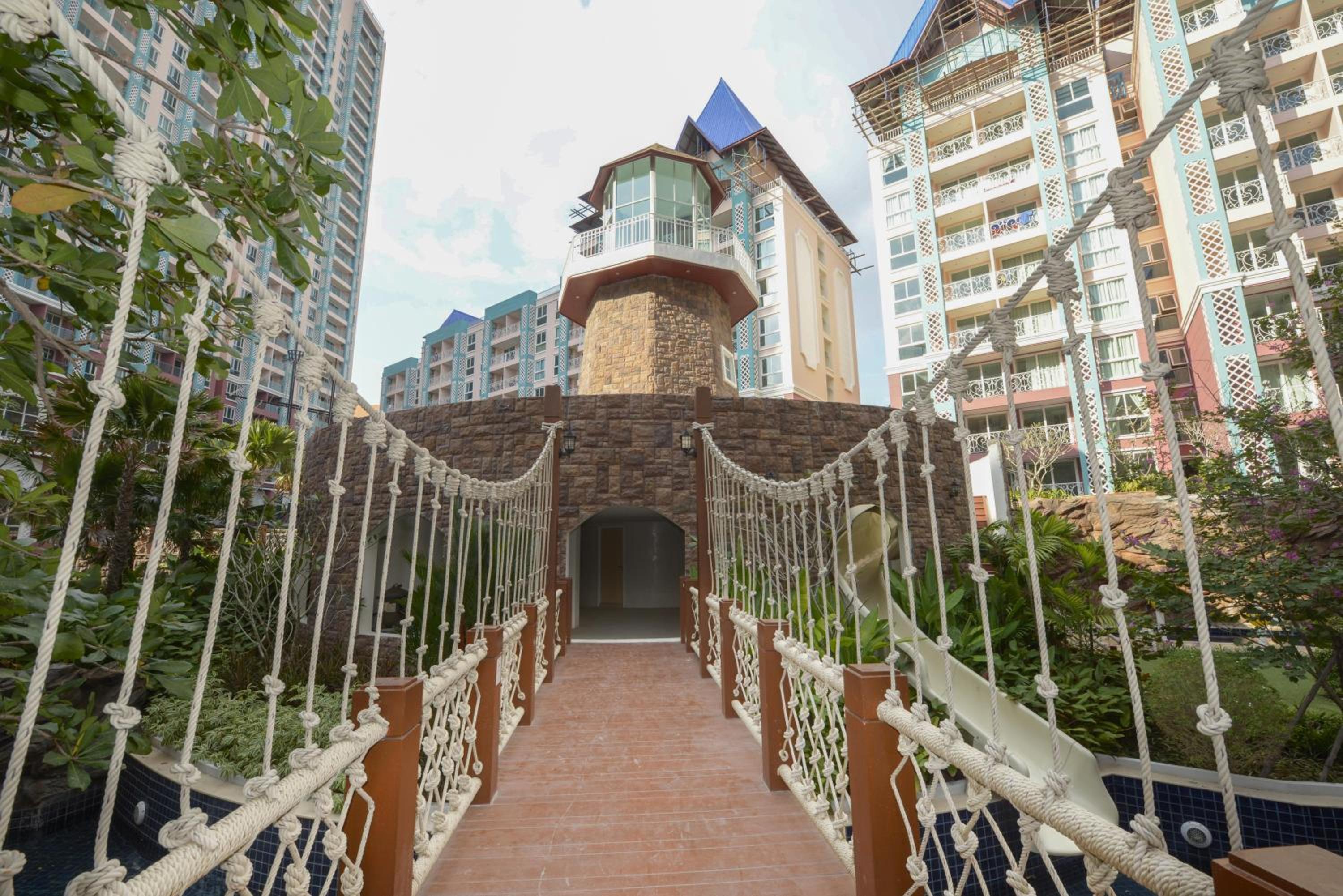 Caribbean Hotel Resort Pattaya