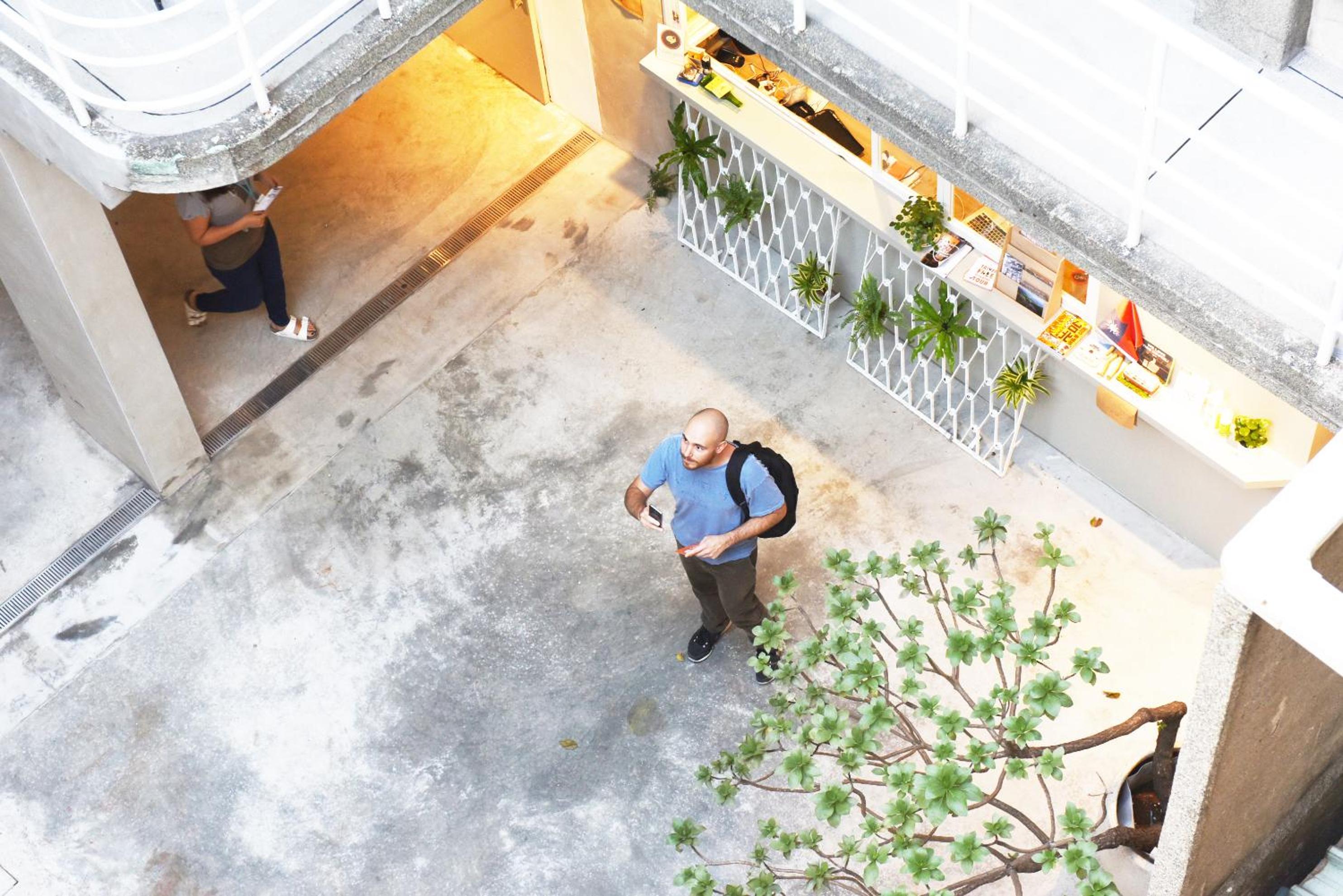 OwlStay Flip Flop Hostel - Garden