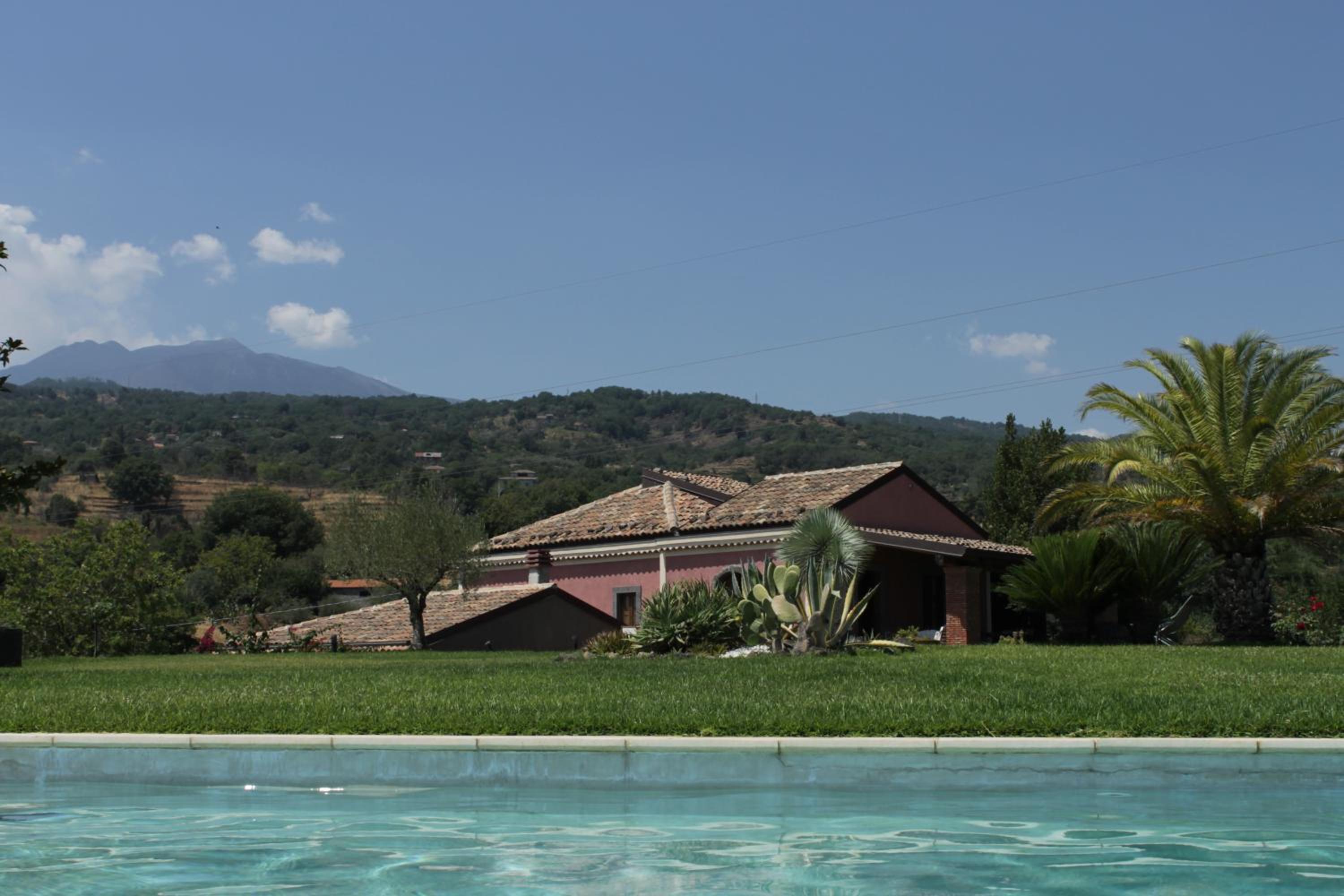 Villa Marabbecca view 4