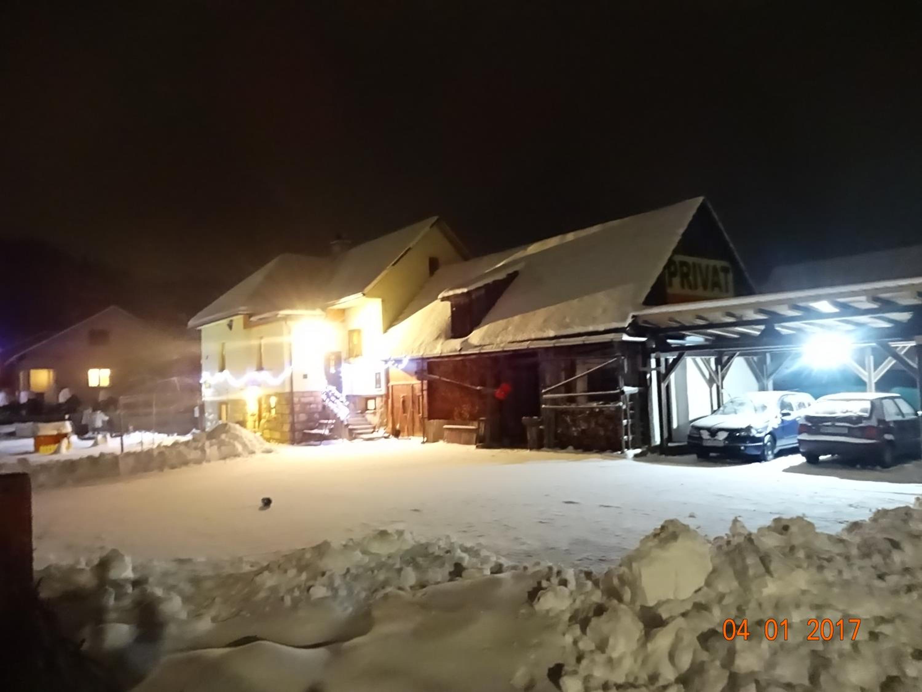 Photo 18