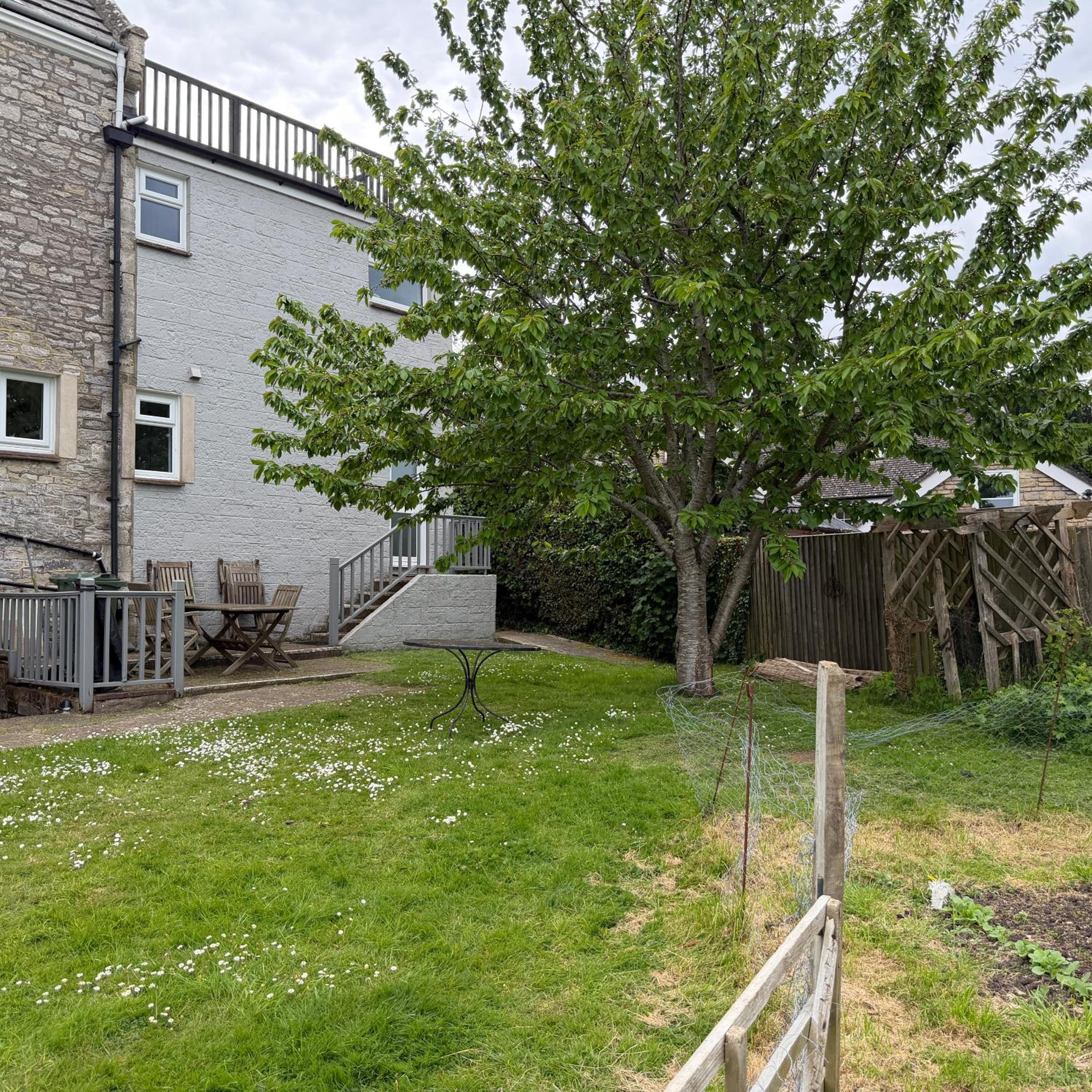 Mulberry Lawn Apartments 4
