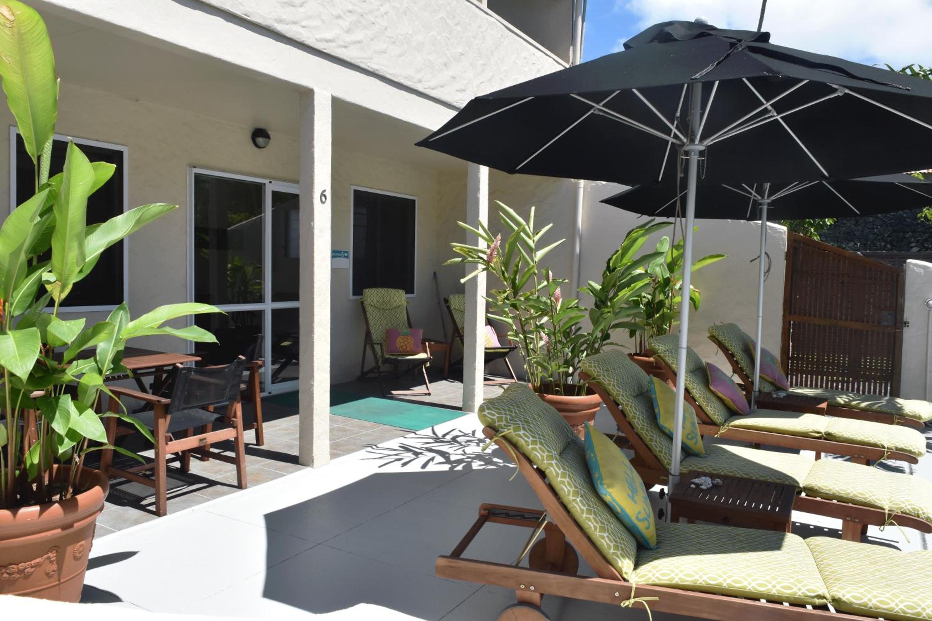 Coral Sands Apartments