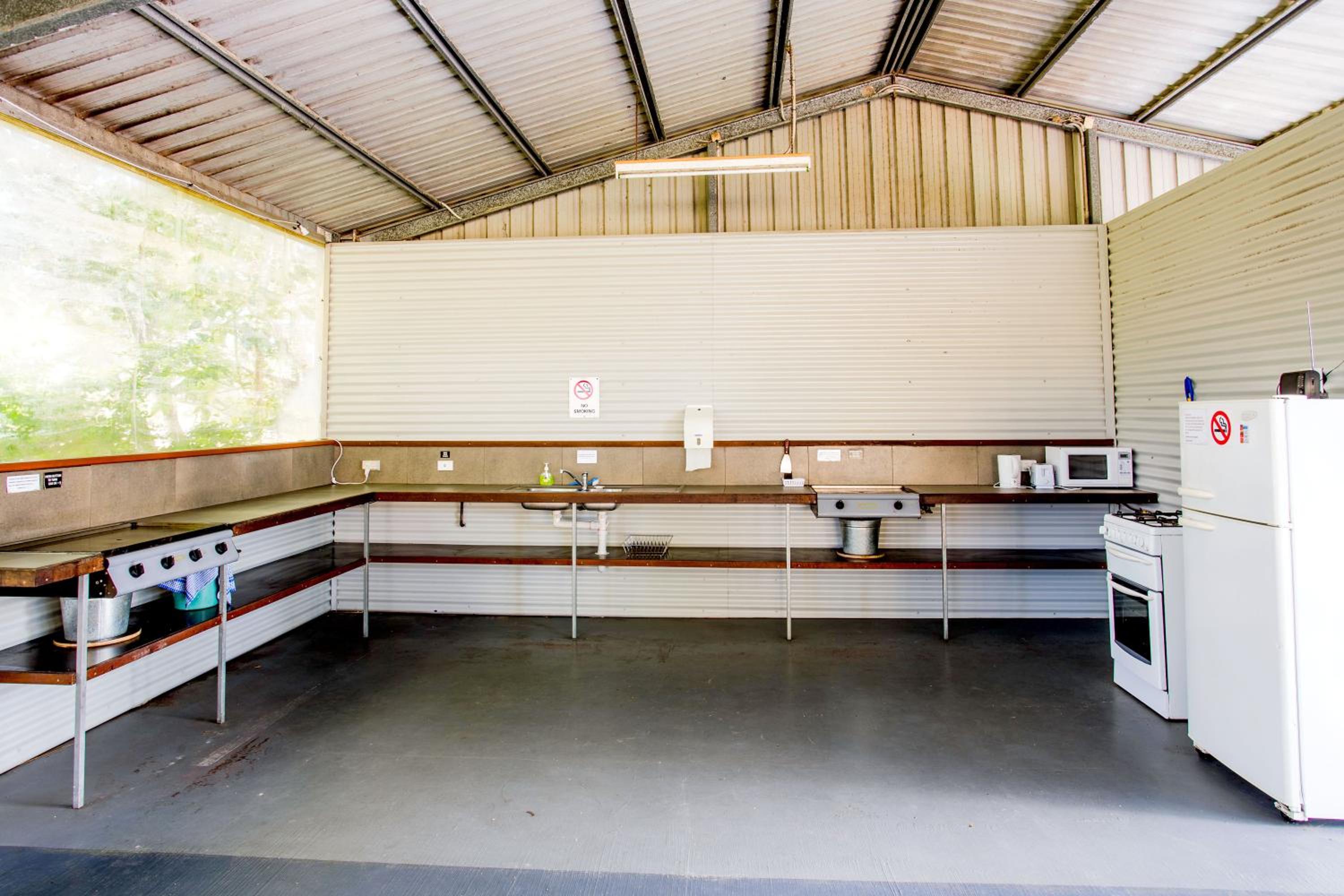 Tasman Holiday Parks - Hervey Bay view 3
