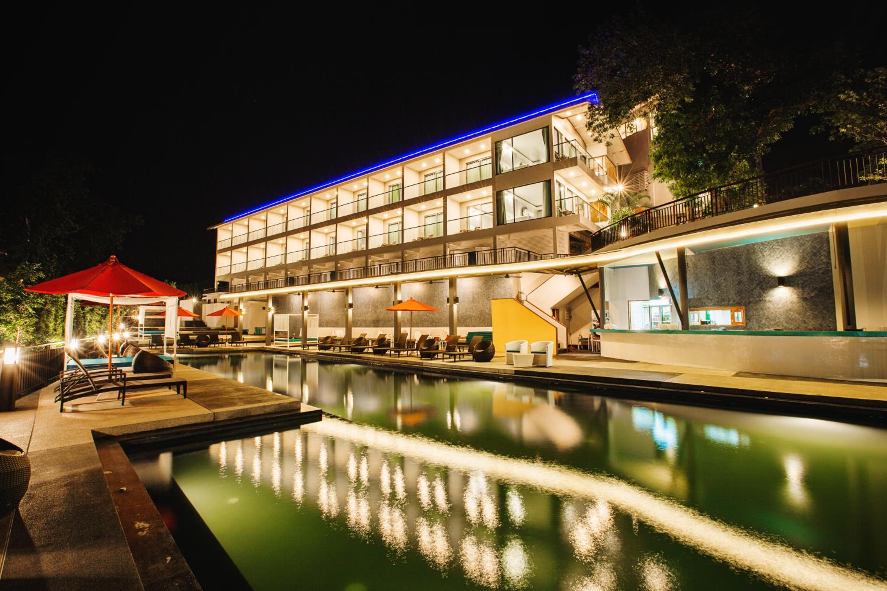 Sunset Beach Hotel - Adults Only