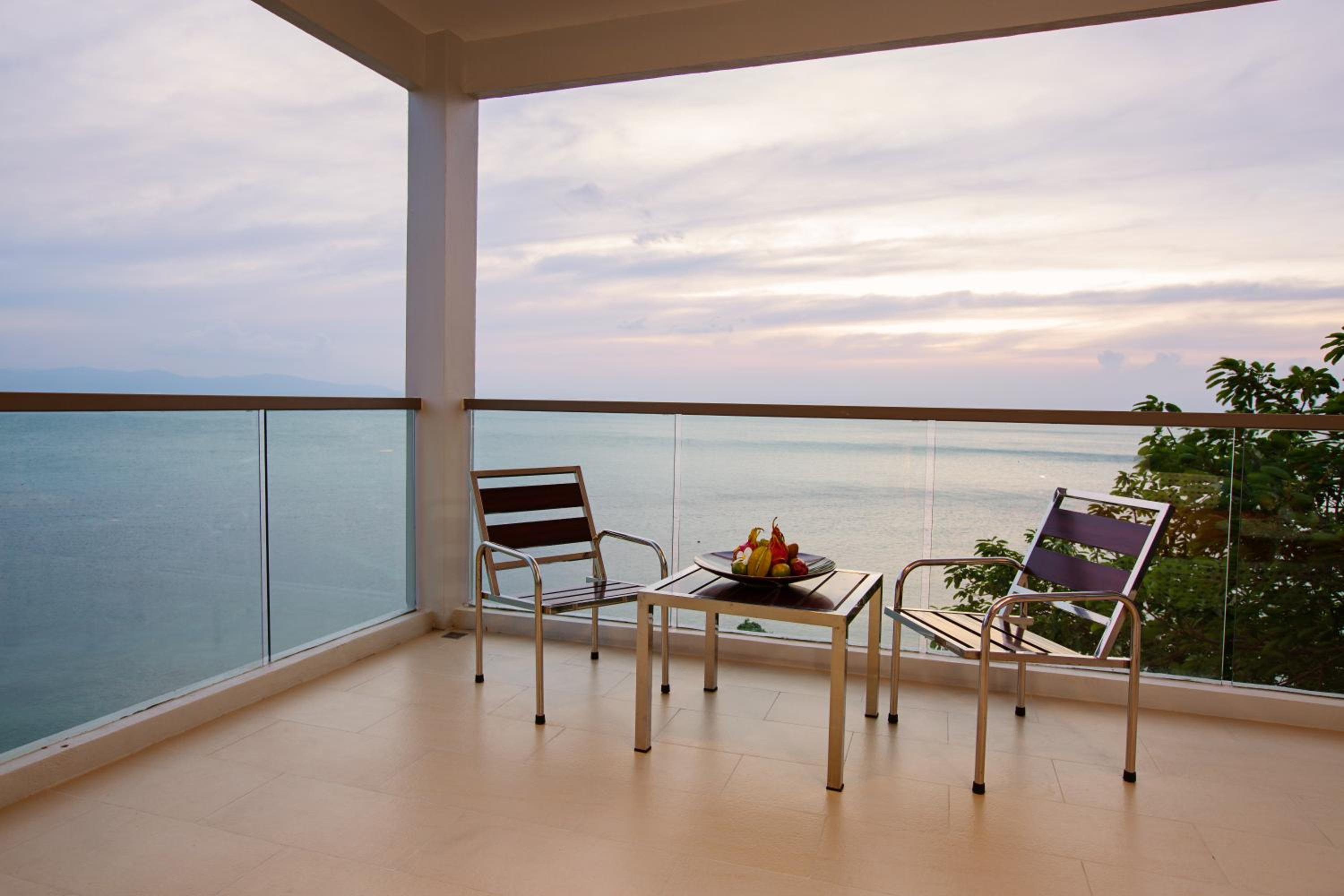 Sunset Beach Hotel - Adults Only