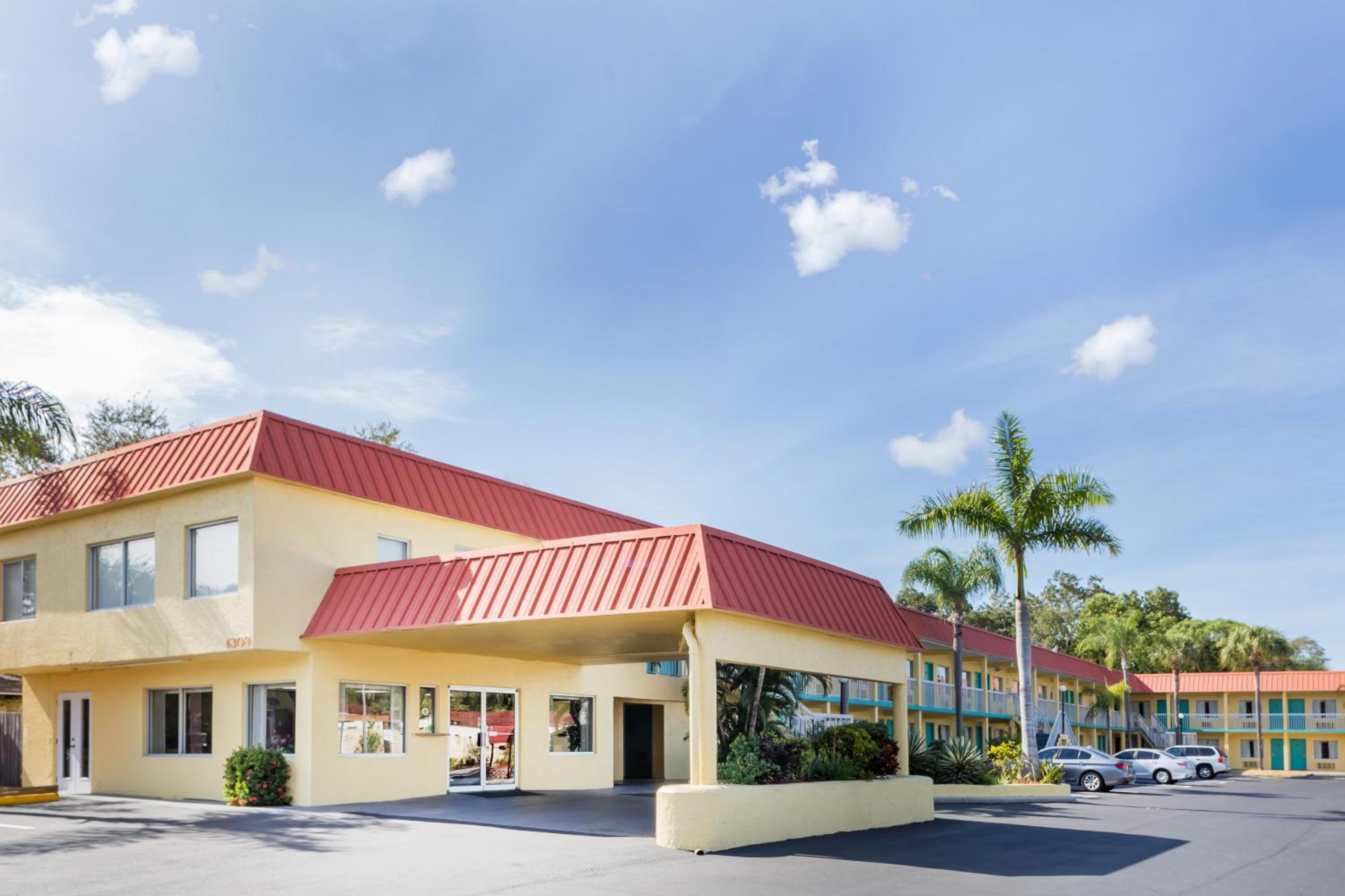 Super 8 by Wyndham Sarasota Near Siesta Key, Zdjęcie 6
