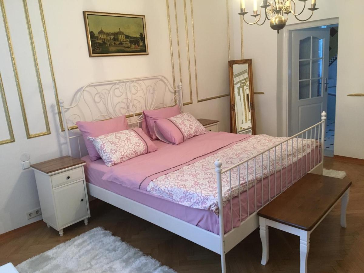 Royal Palace Home
