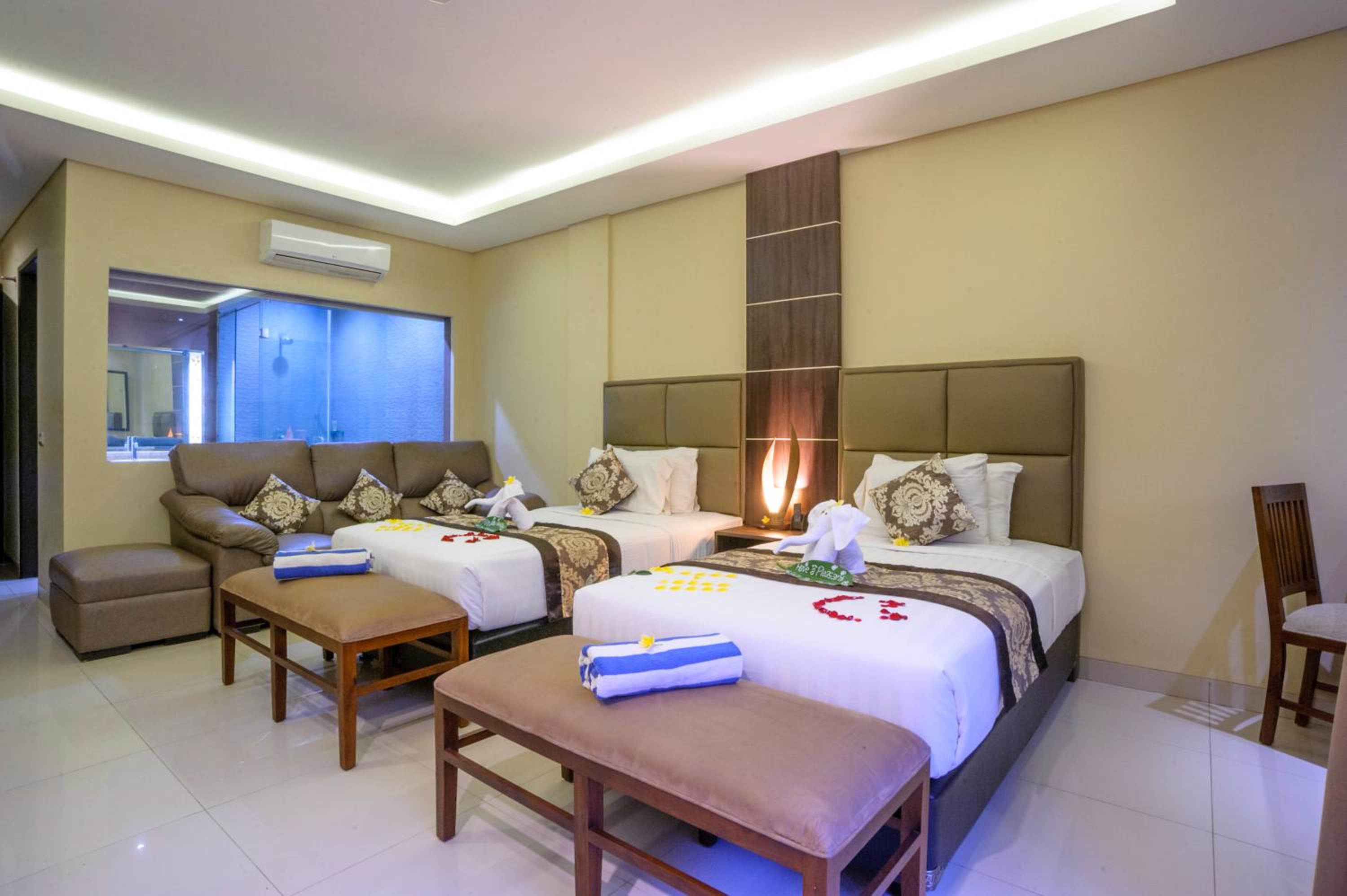 d'Penjor Seminyak