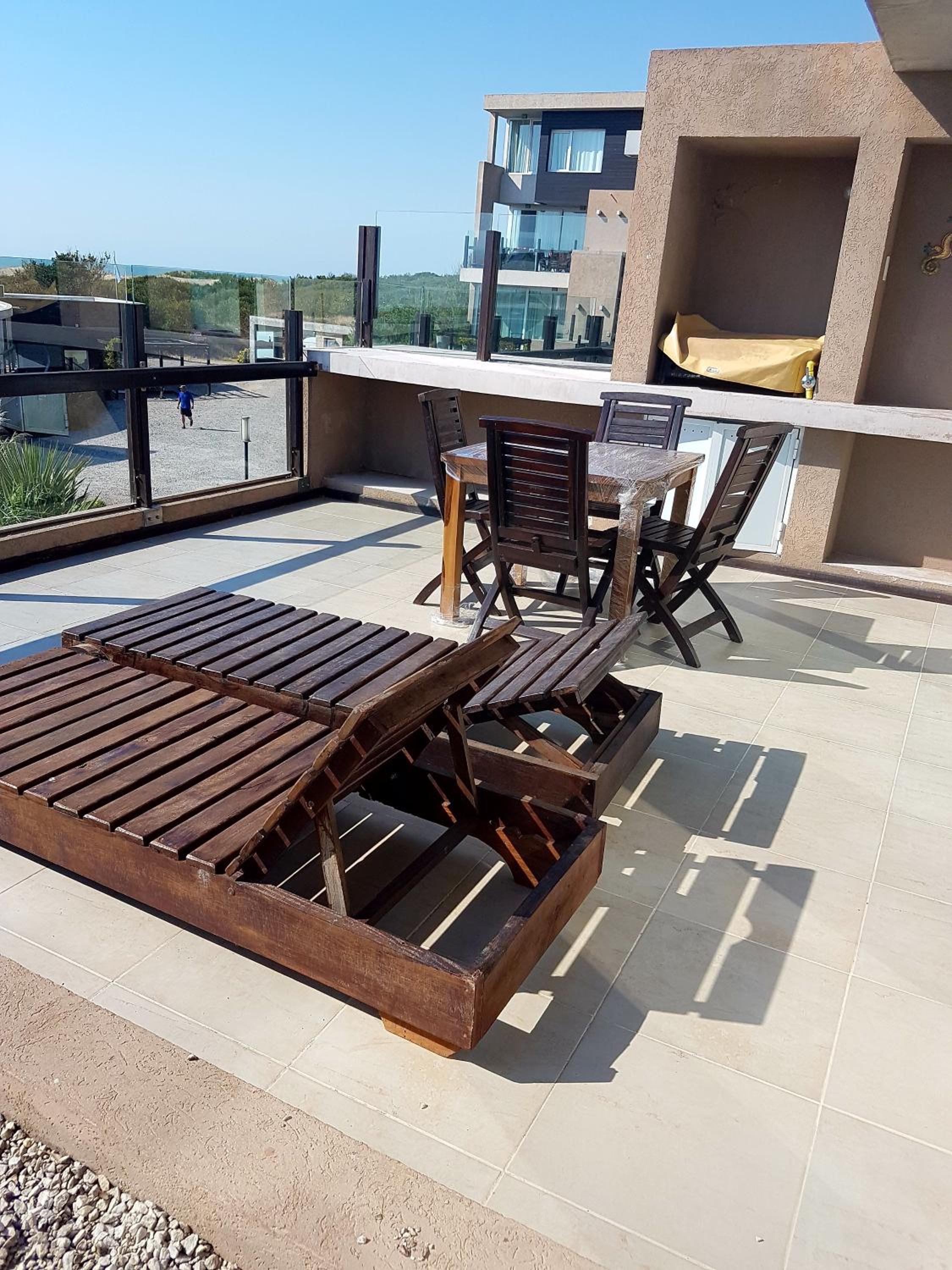 Linda Bay Resort Apt 302