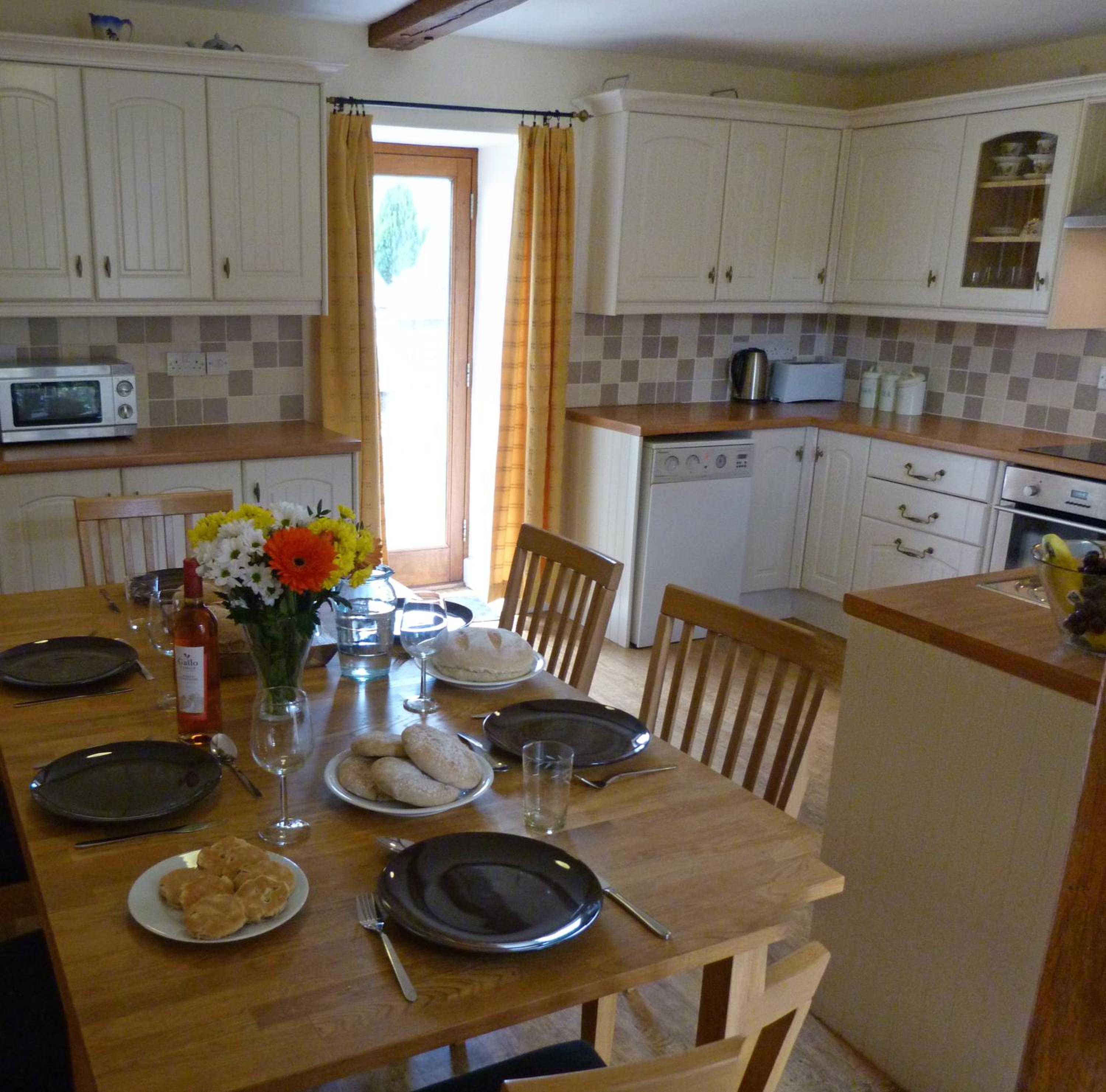 Beacons View Farm Cottages view 3