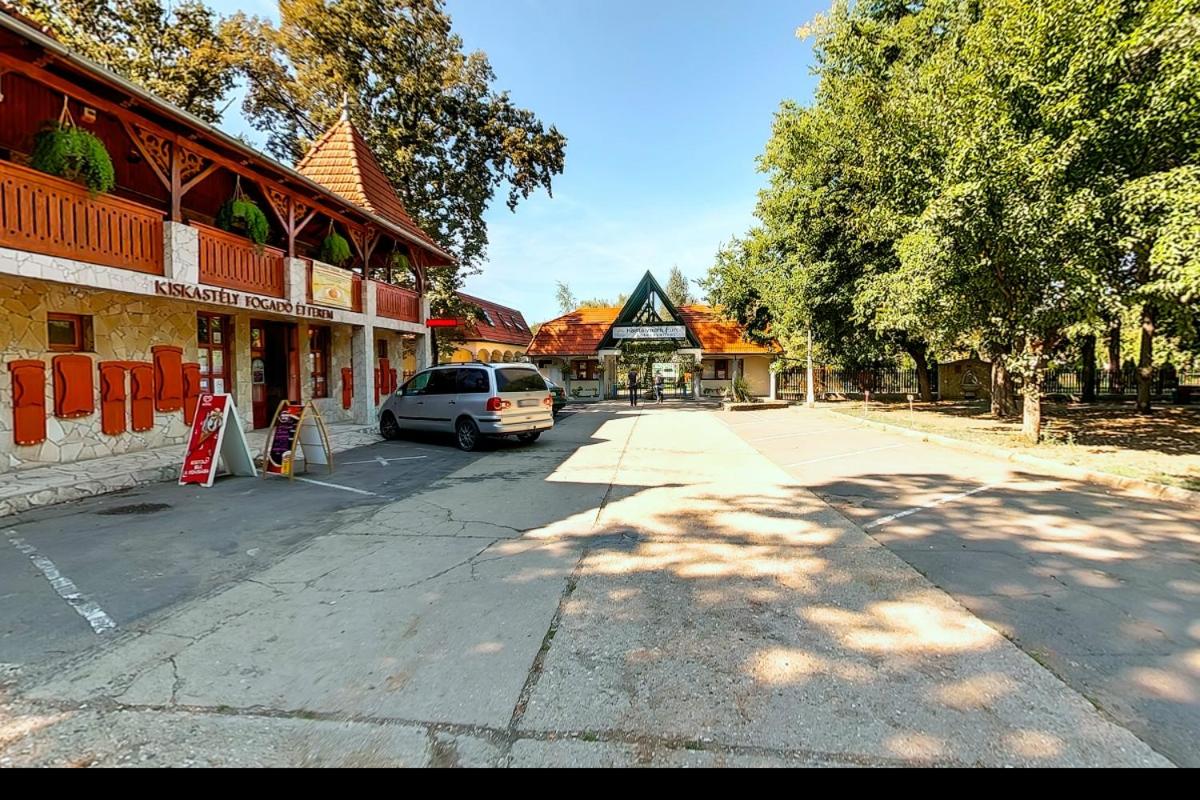 Kiskastély Fogadó-Étterem, photo 50