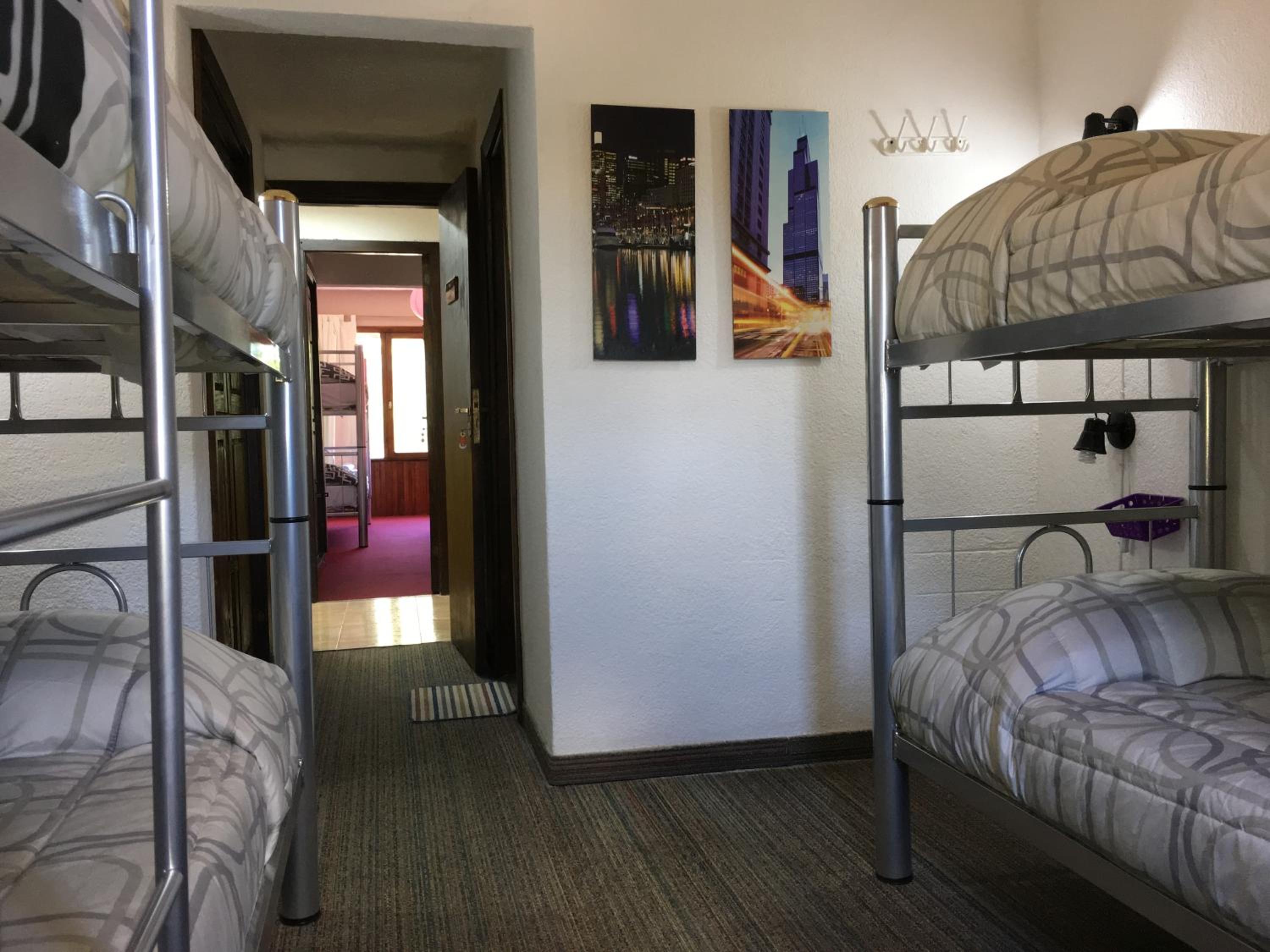 Italia Inn Hostel
