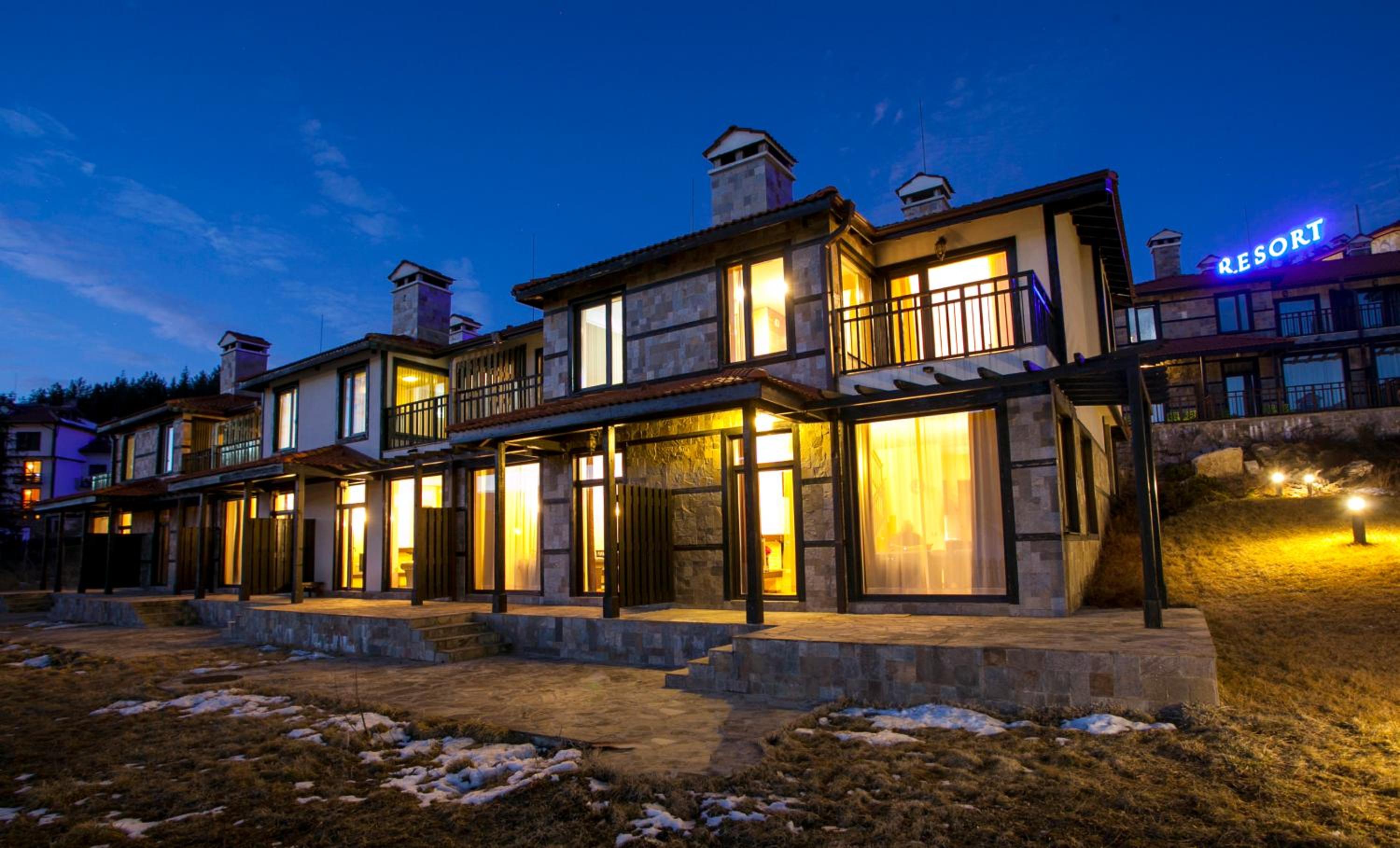 Къщи за гости КООП Добринище - Holiday Villages COOP Dobrinishte
