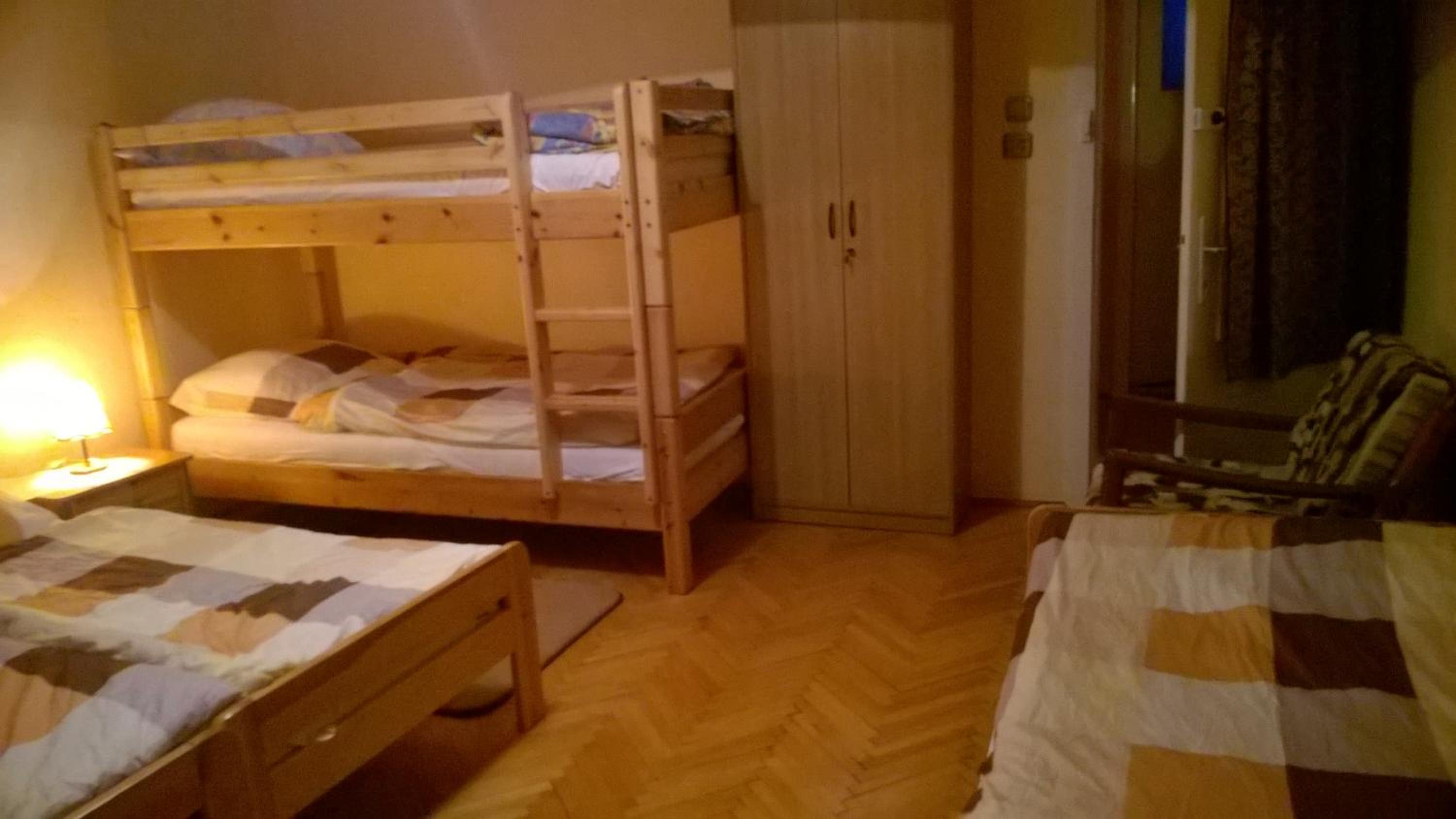 Photo 42