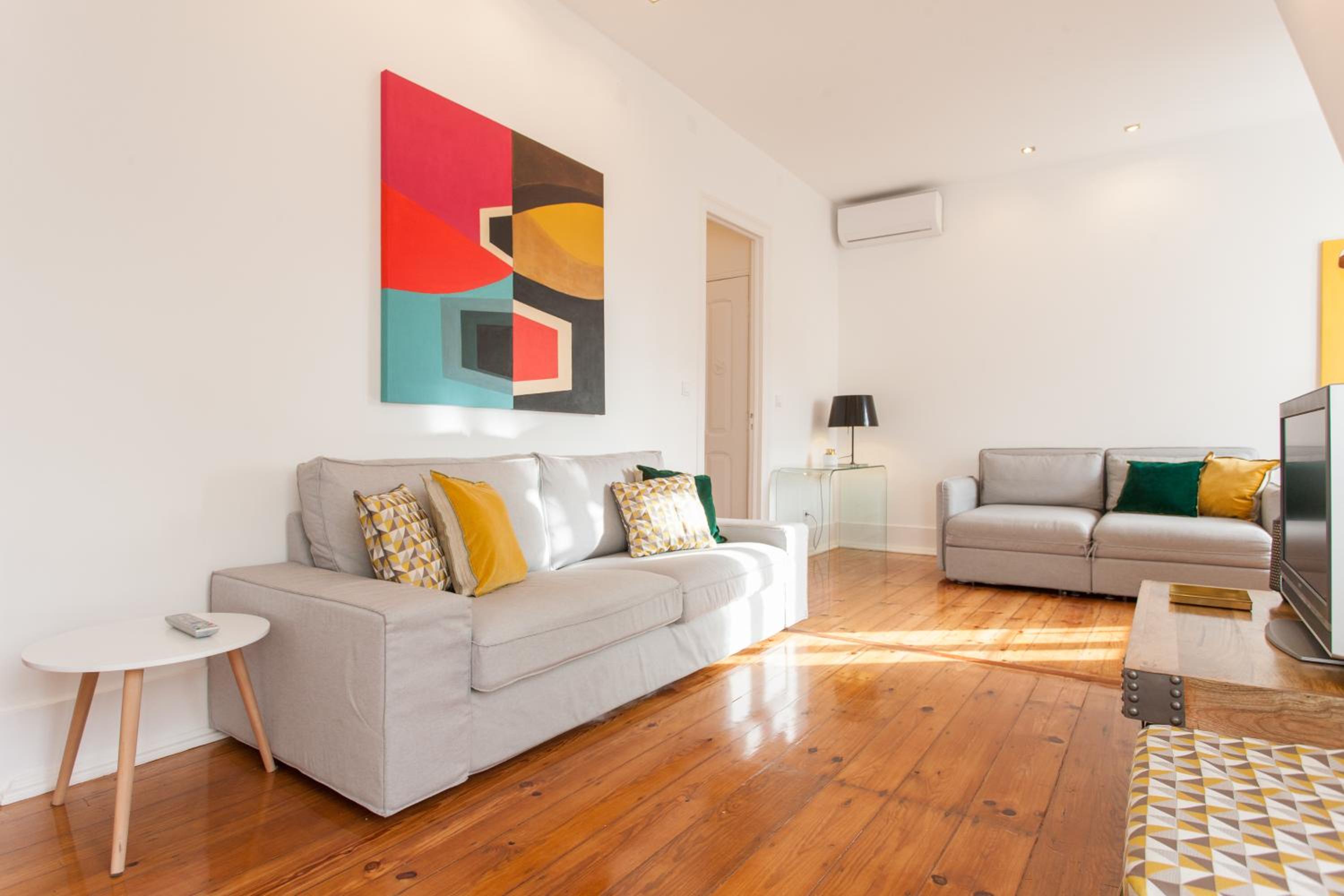 Design Sta Marta/ Liberdade Apartment view 2