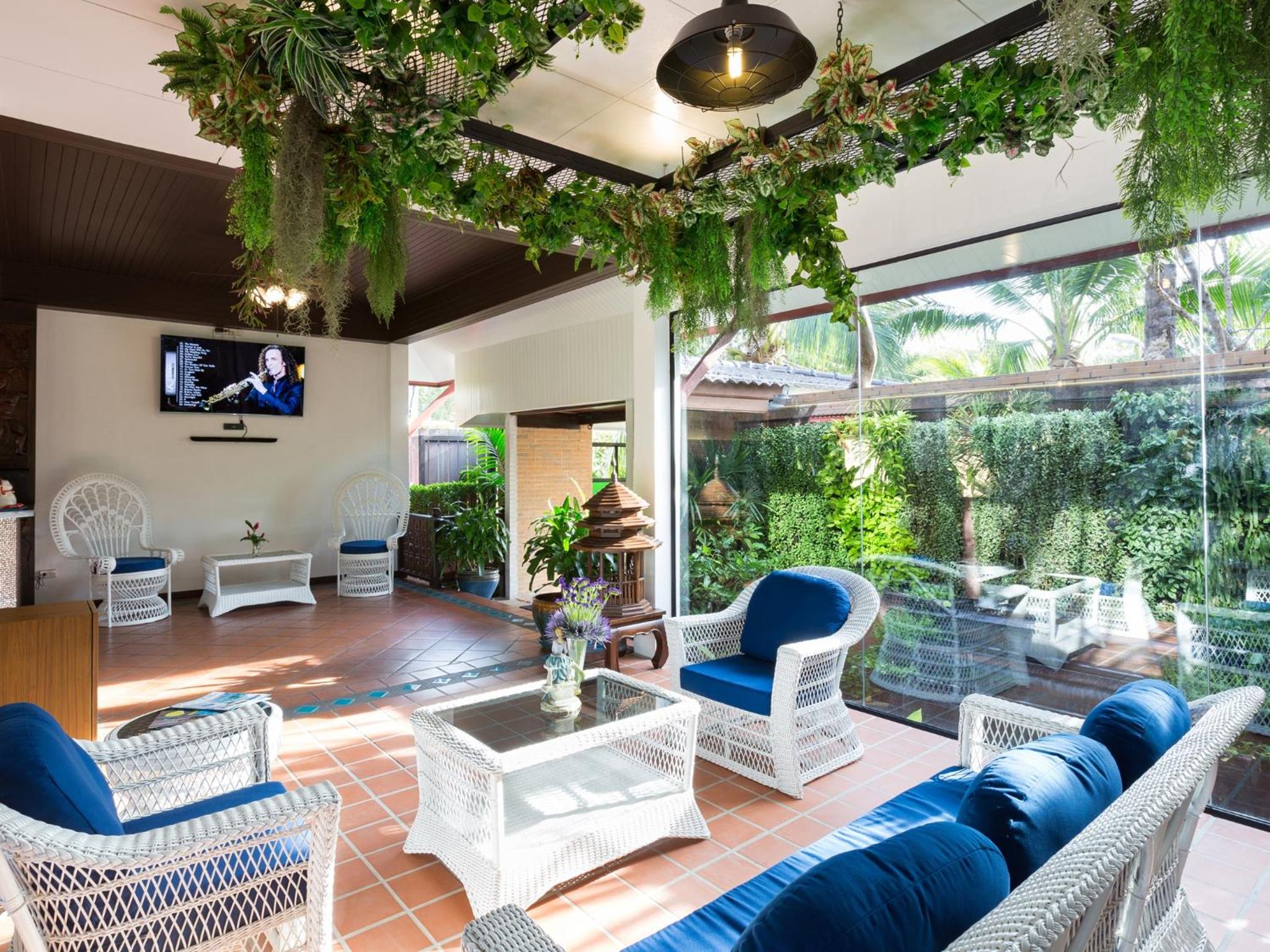 lounge