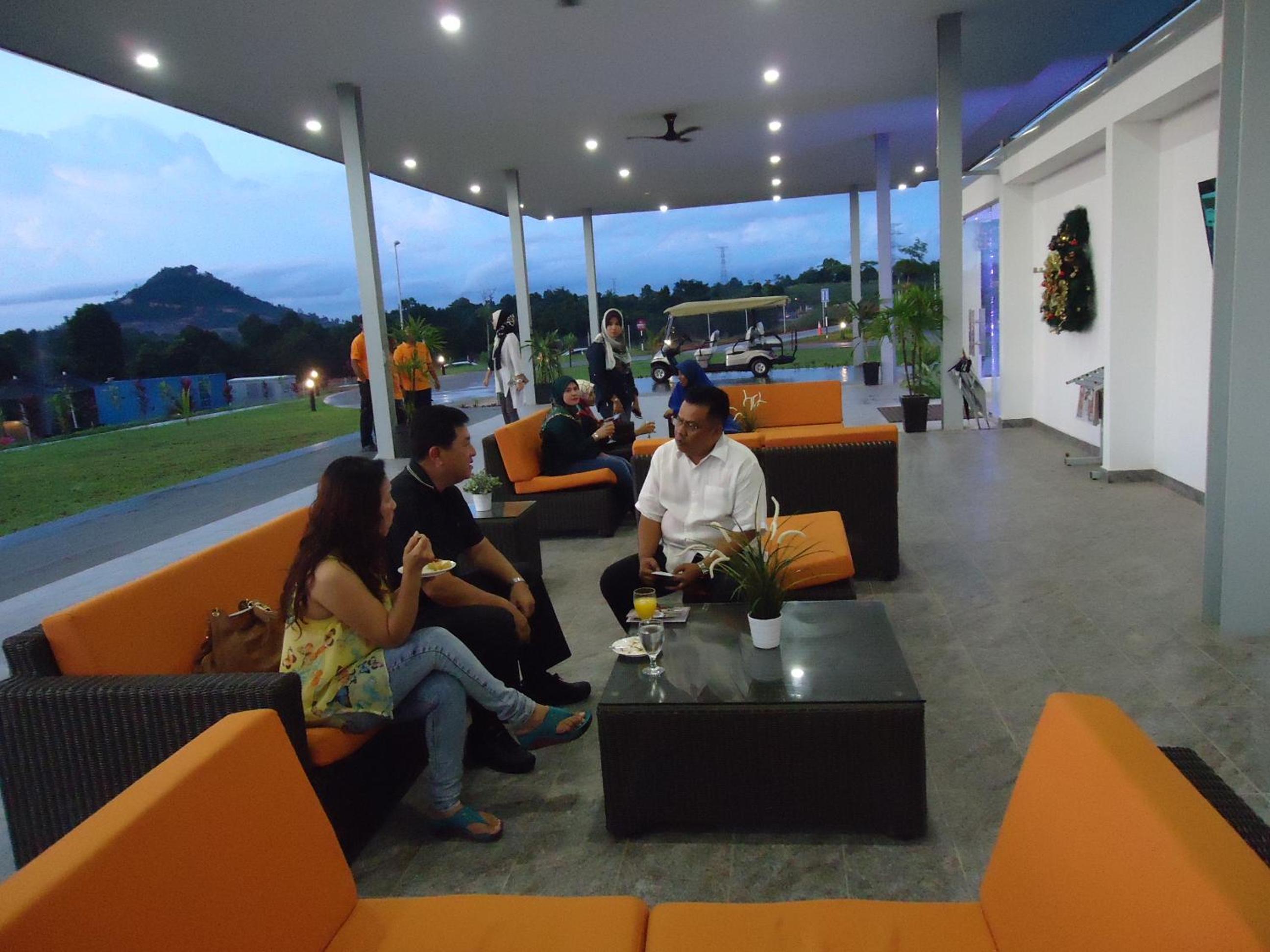 Lakeview Terrace Resort Pengerang