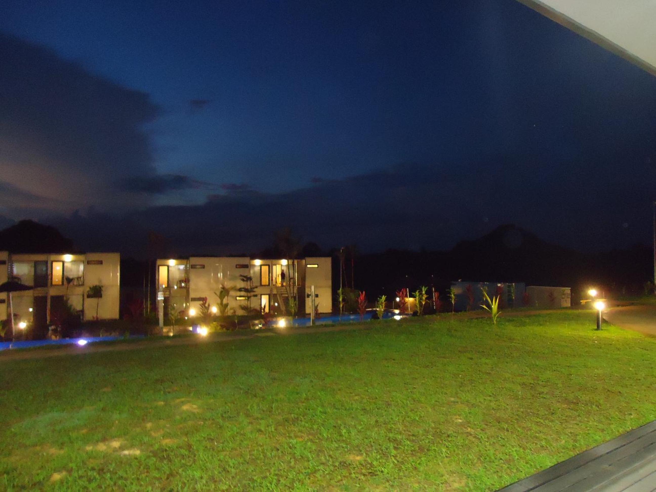 Lakeview Terrace Resort Pengerang
