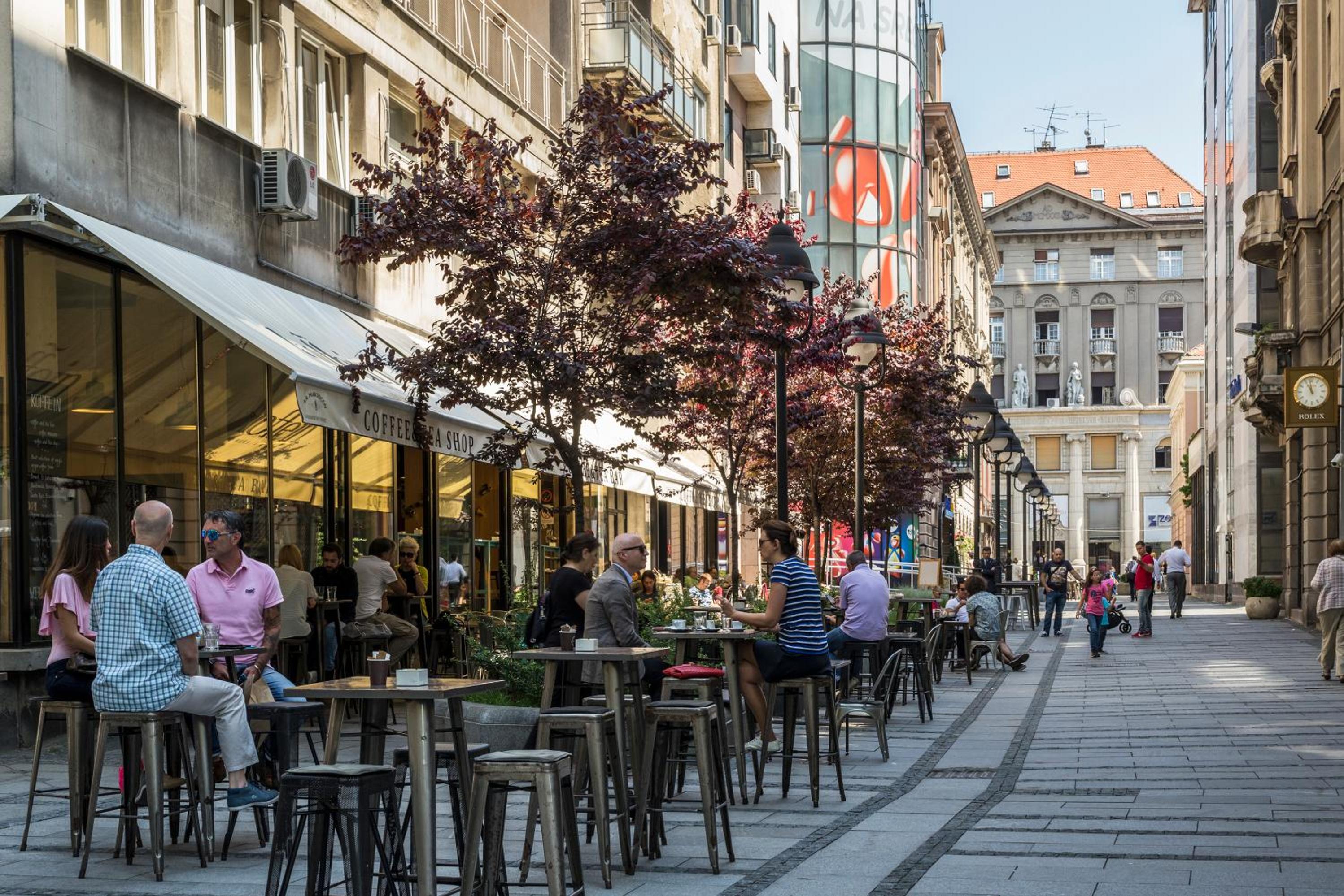 Dominic Smart & Luxury Suites - Republic Square