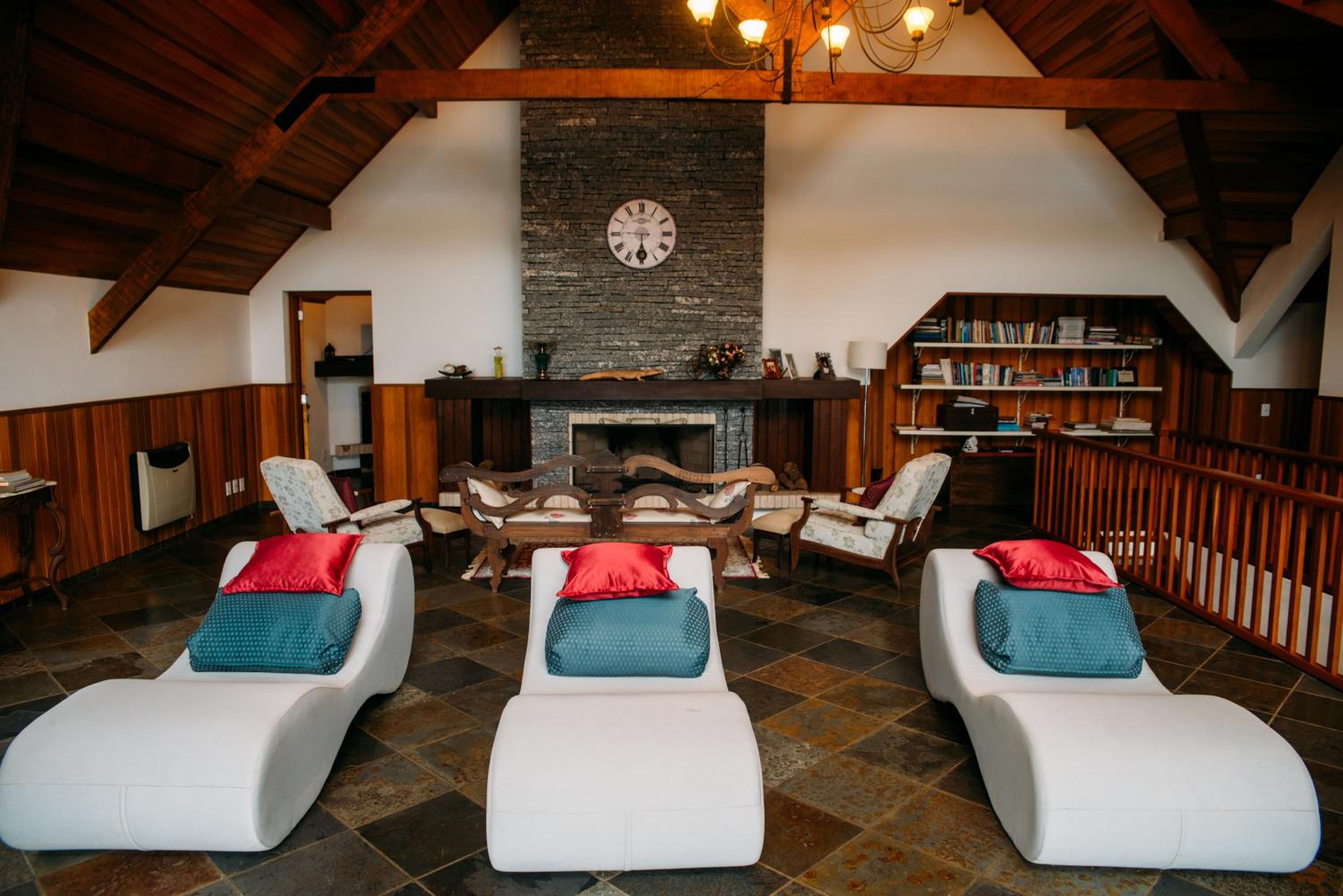 La Réserve Suites