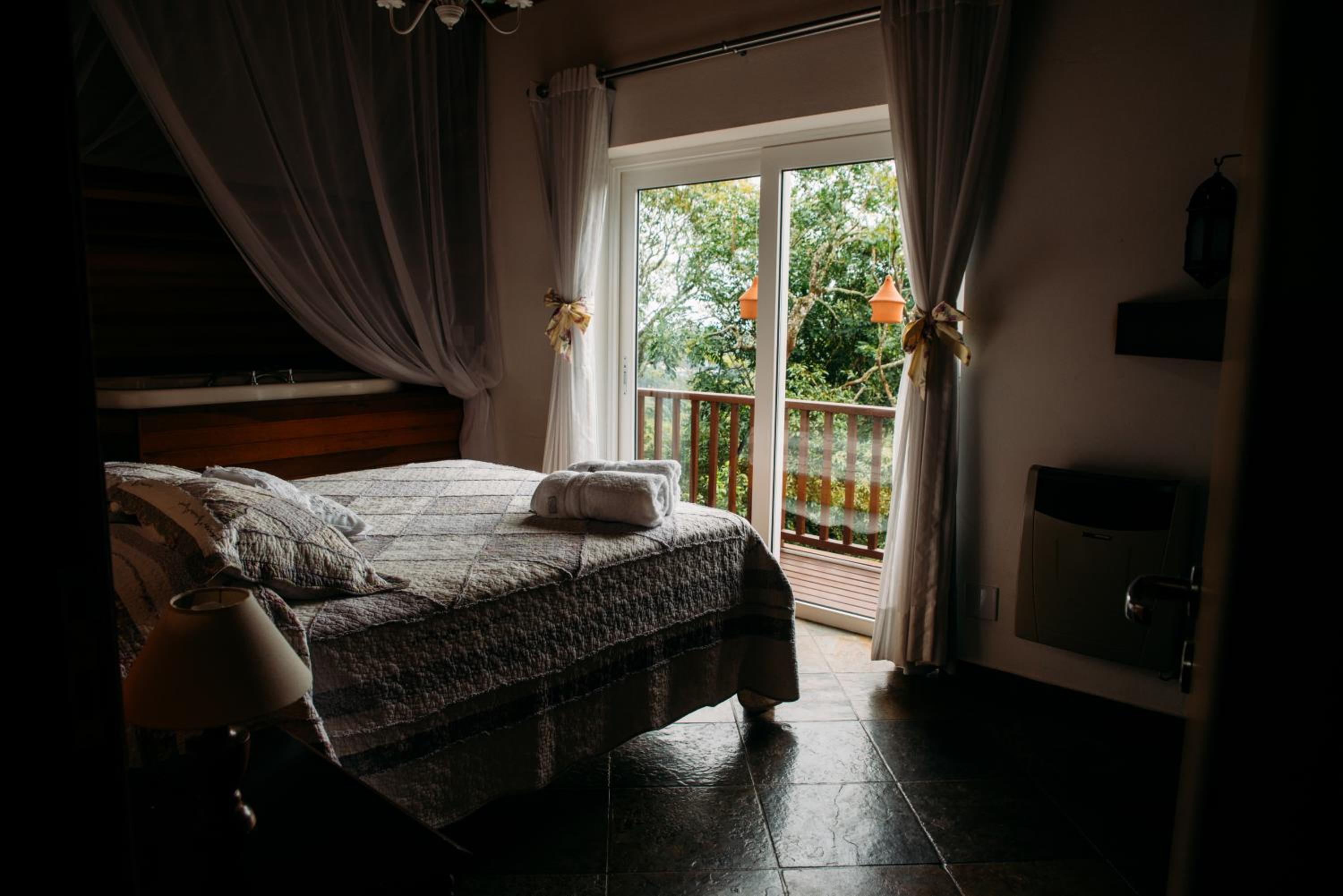 La Réserve Suites