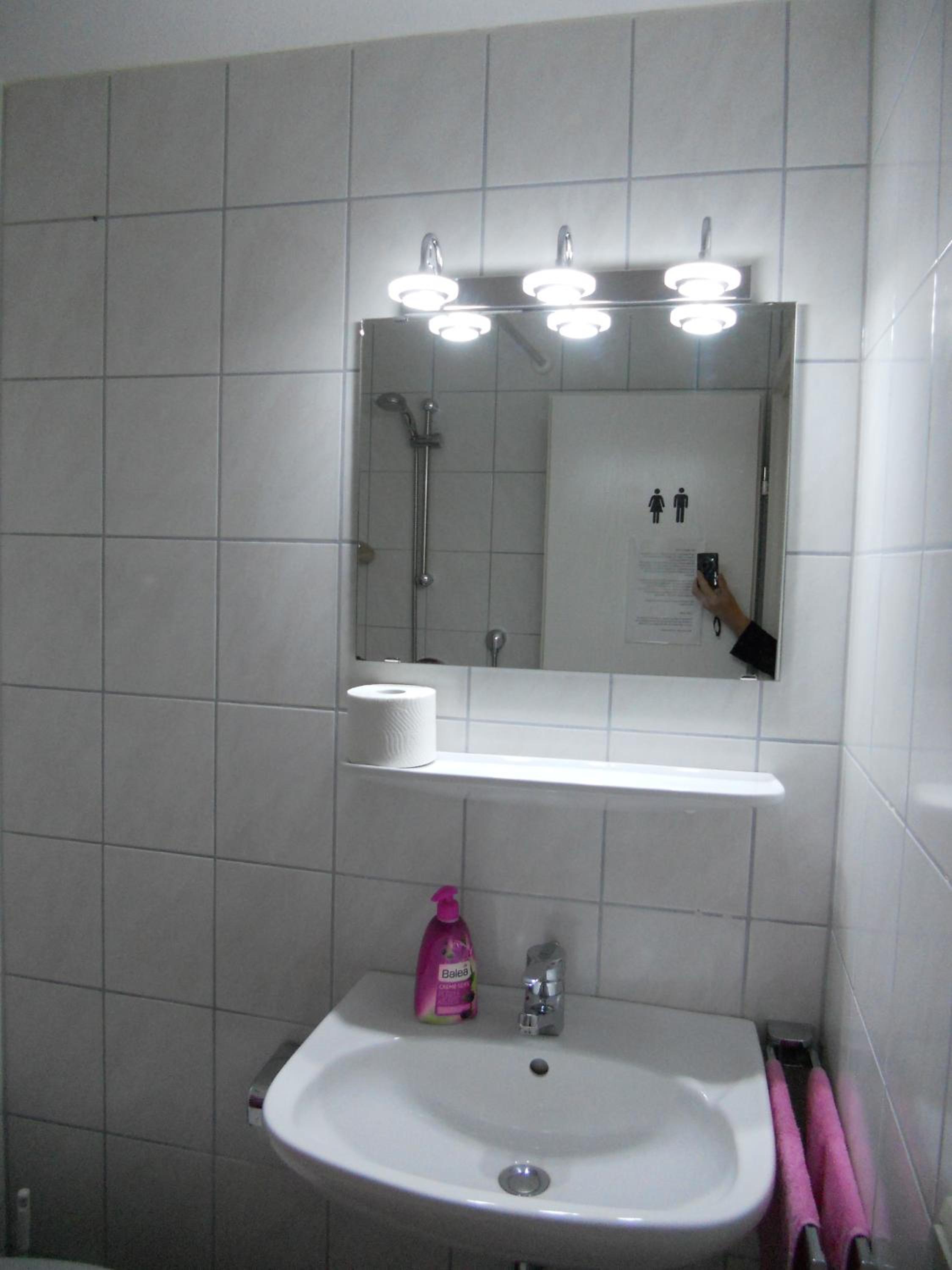 Photo 57