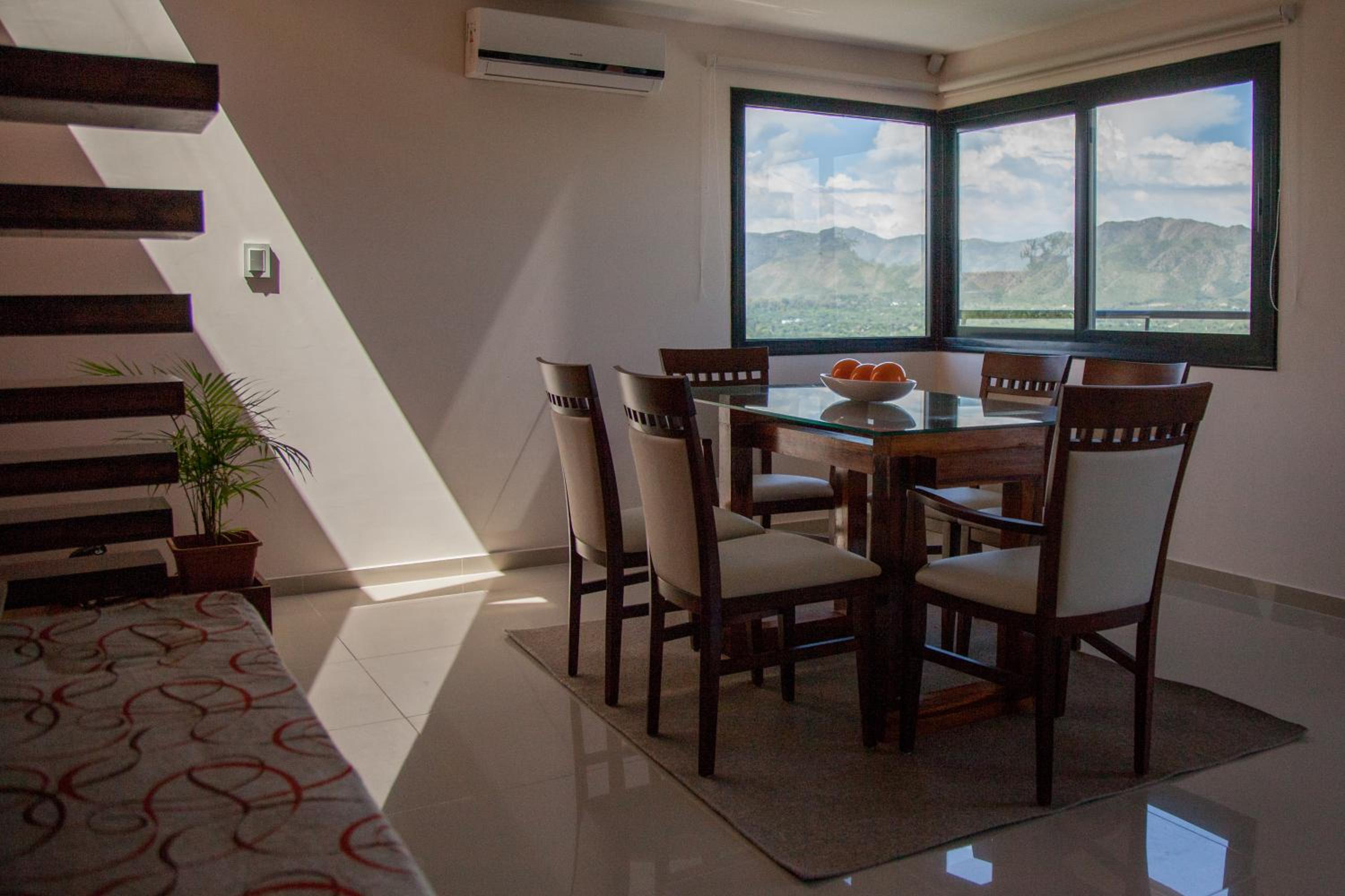 Lake Point Residencias