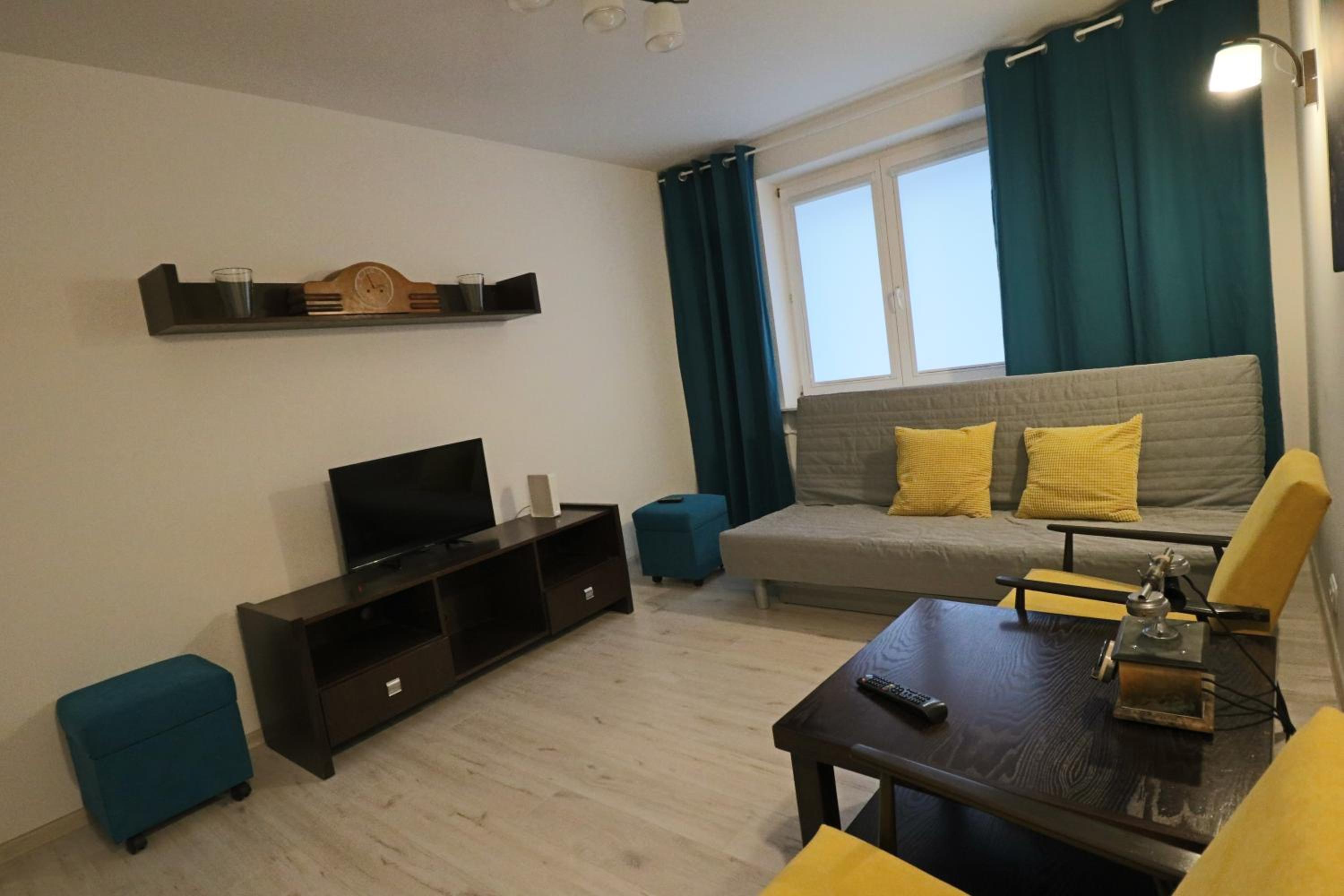 Apartment Mona Warsaw przy stacji metra view 3