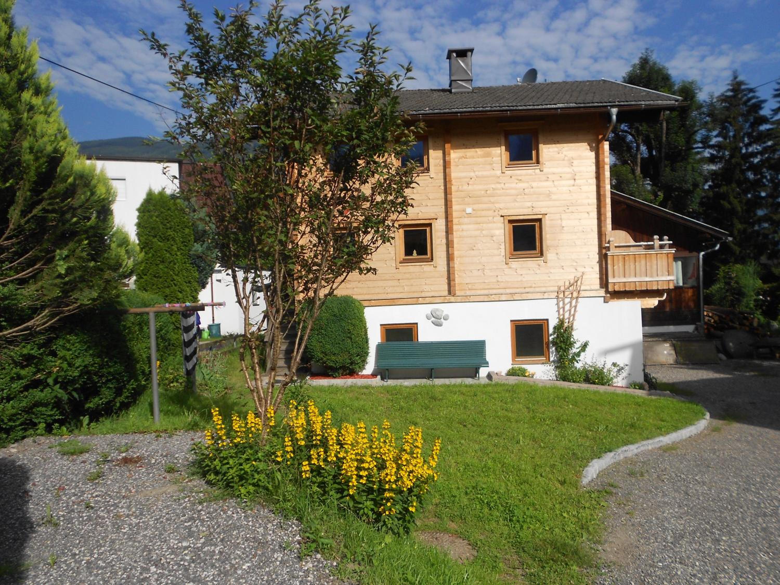 Photo 18