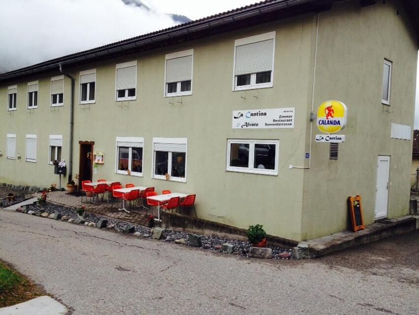 restaurant