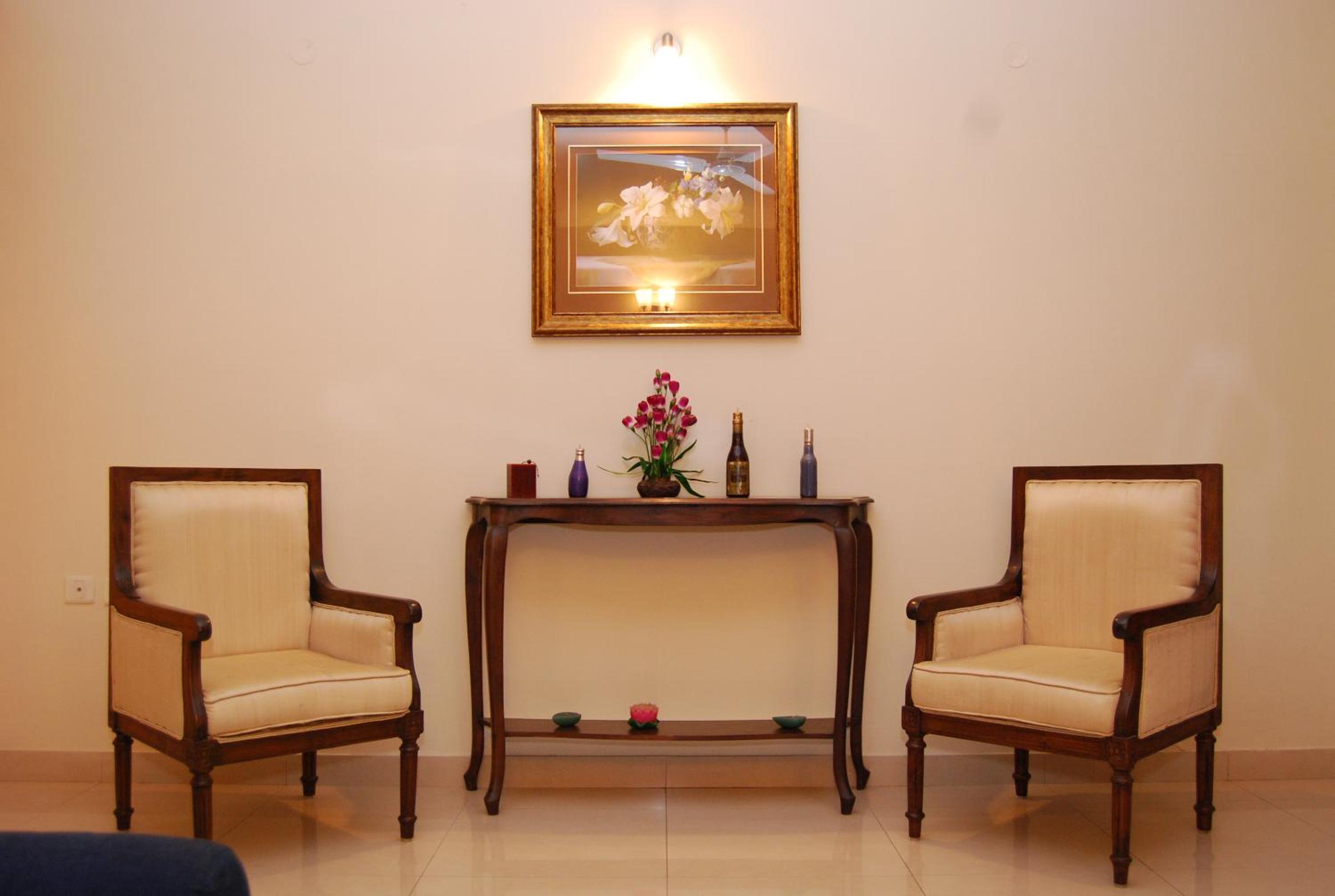 Sterling Living Space - Residency Road
