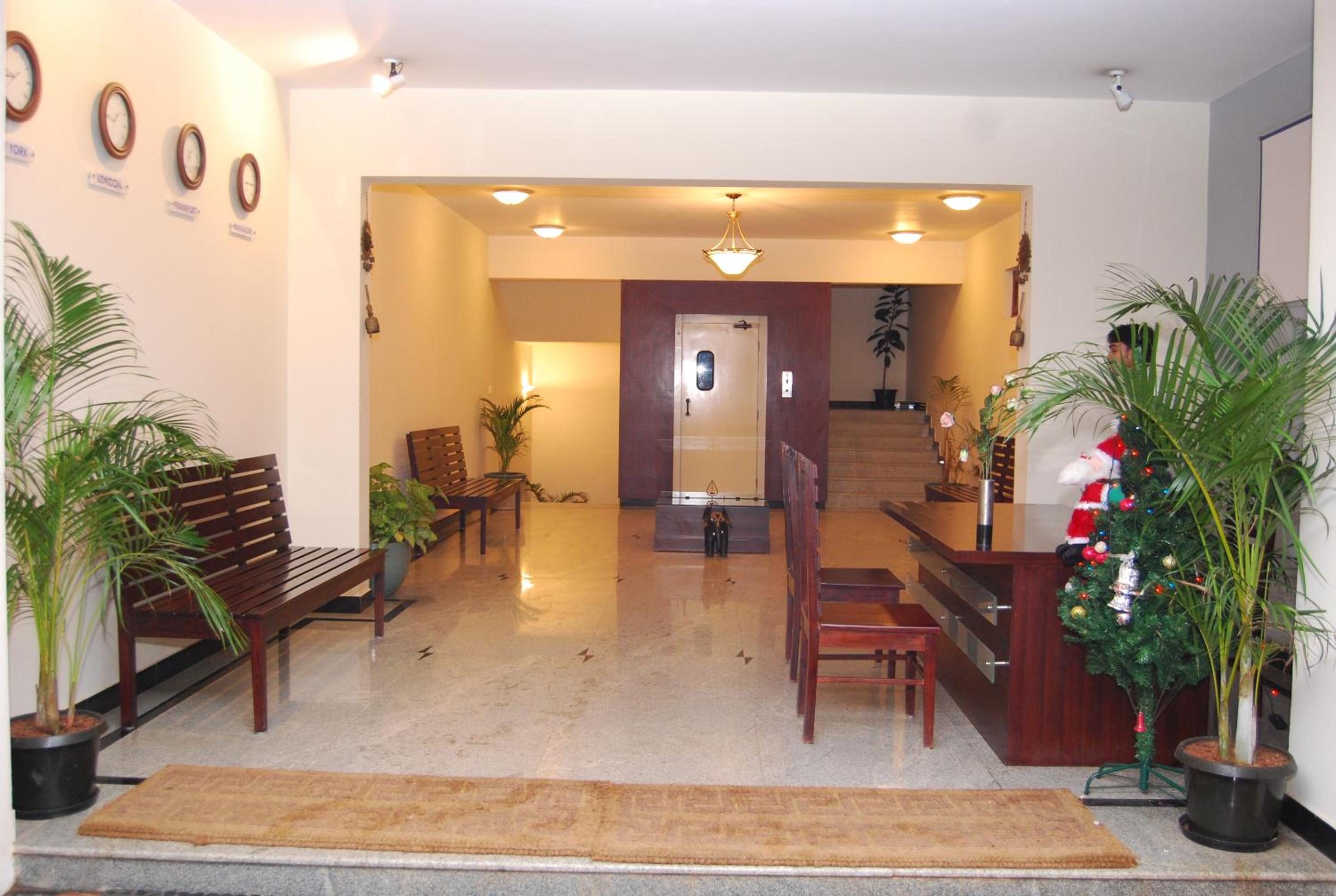 Sterling Living Space - Residency Road
